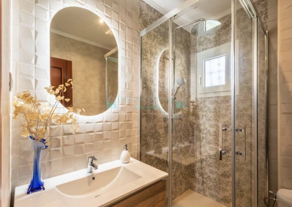 Semi Detached House for rent in Bello Horizonte, Marbella East