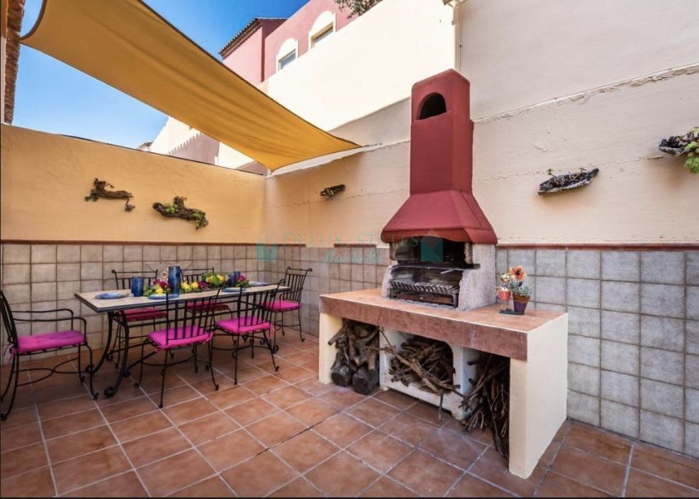 Semi Detached House for rent in Bello Horizonte, Marbella East