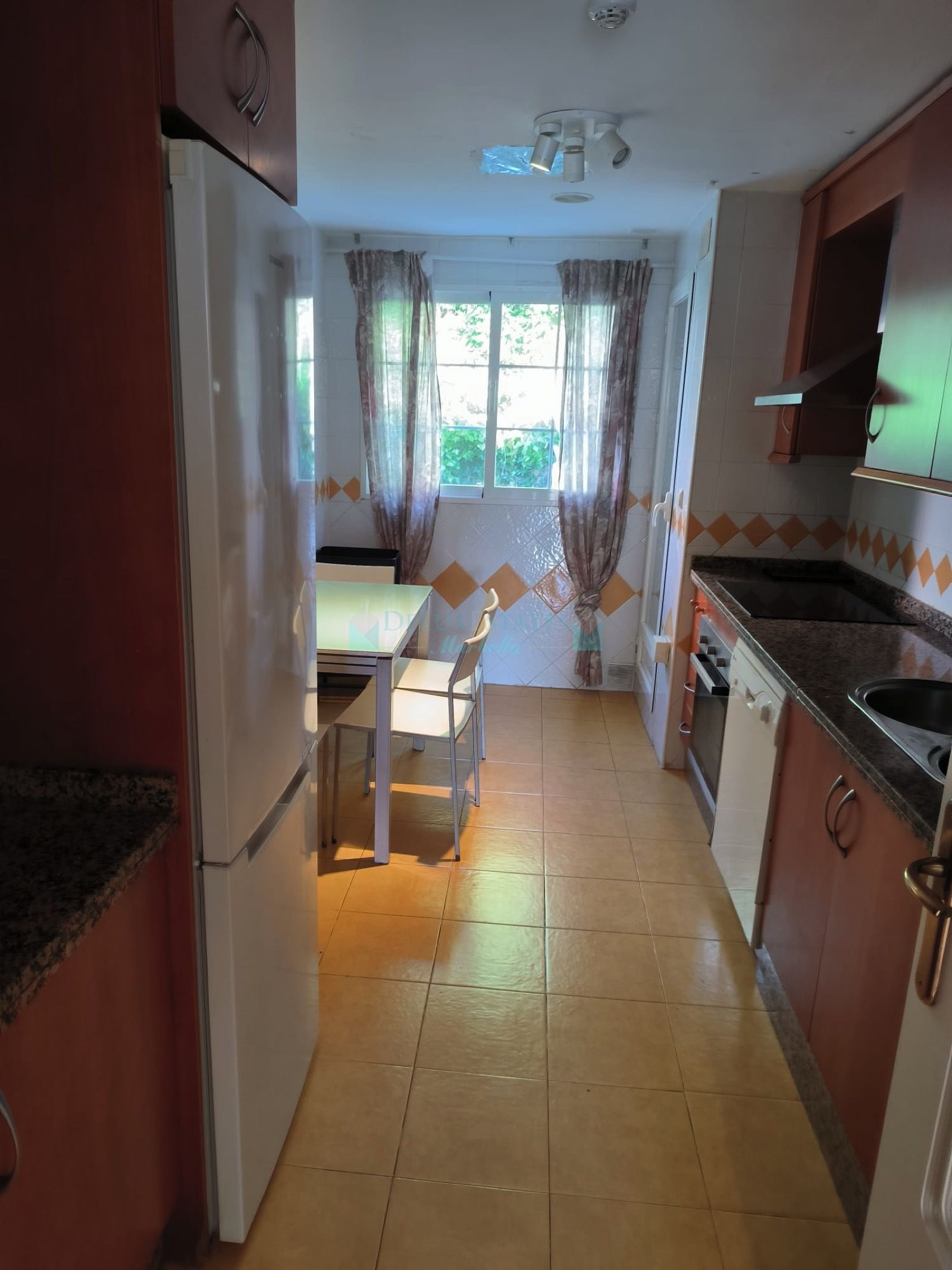 Apartment for sale in Las Lomas de Rio Real, Marbella East