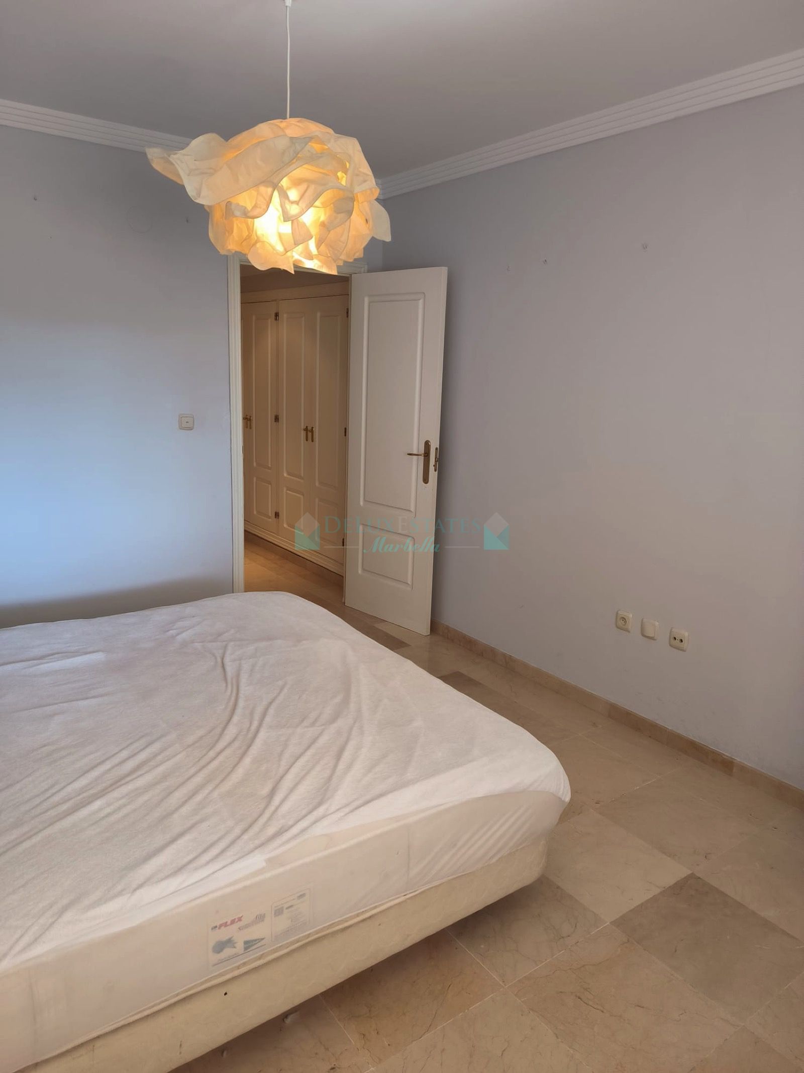 Apartment for sale in Las Lomas de Rio Real, Marbella East