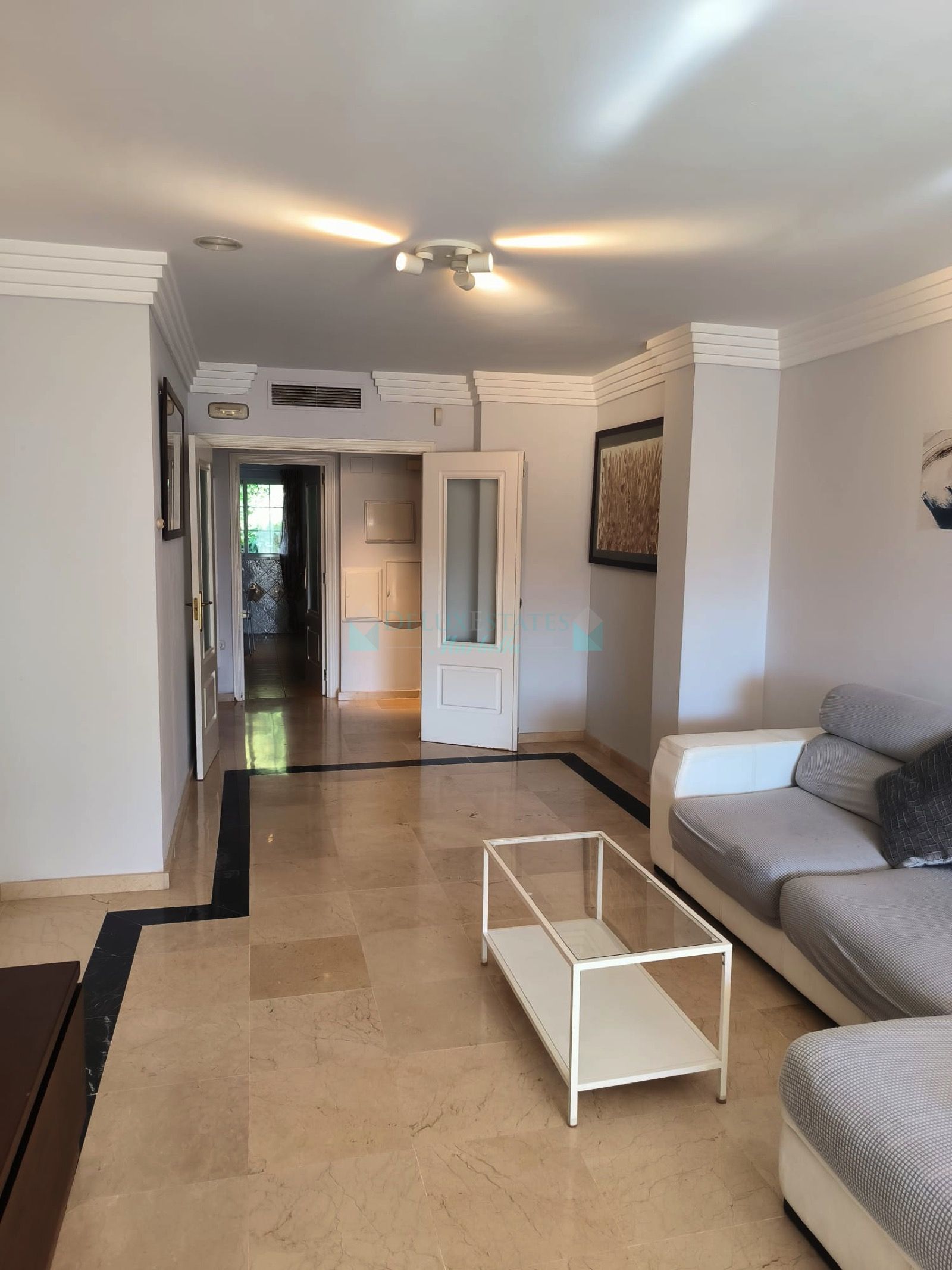 Apartment for sale in Las Lomas de Rio Real, Marbella East