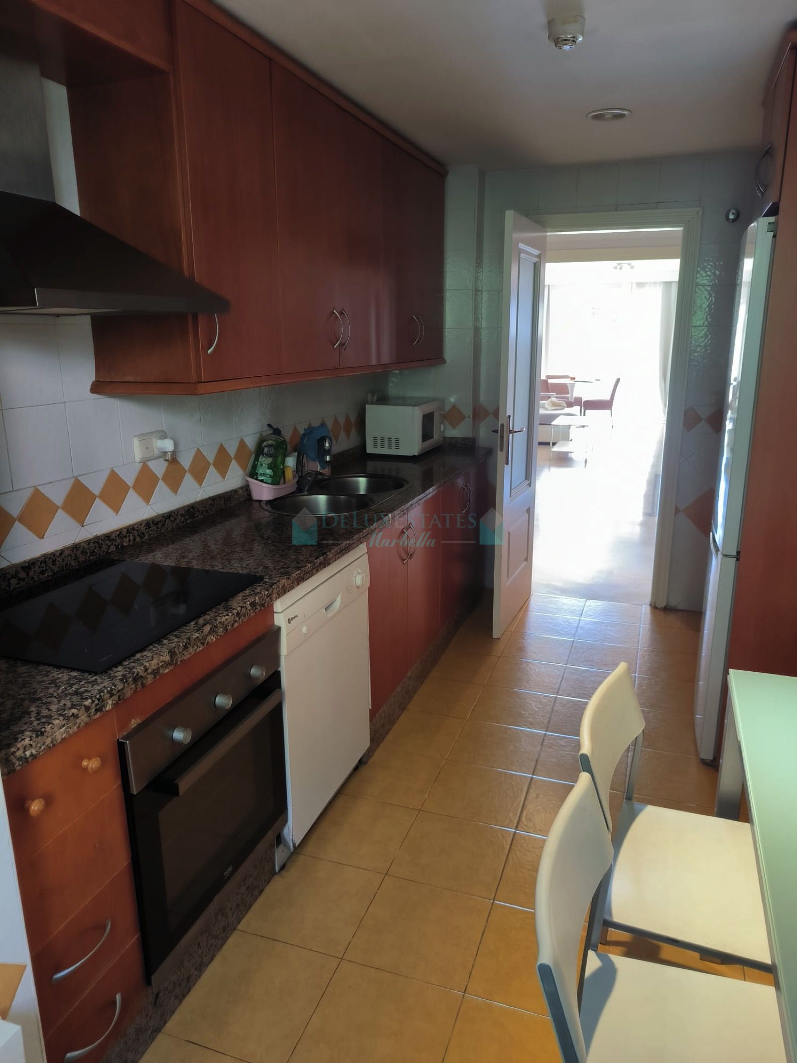 Apartment for sale in Las Lomas de Rio Real, Marbella East