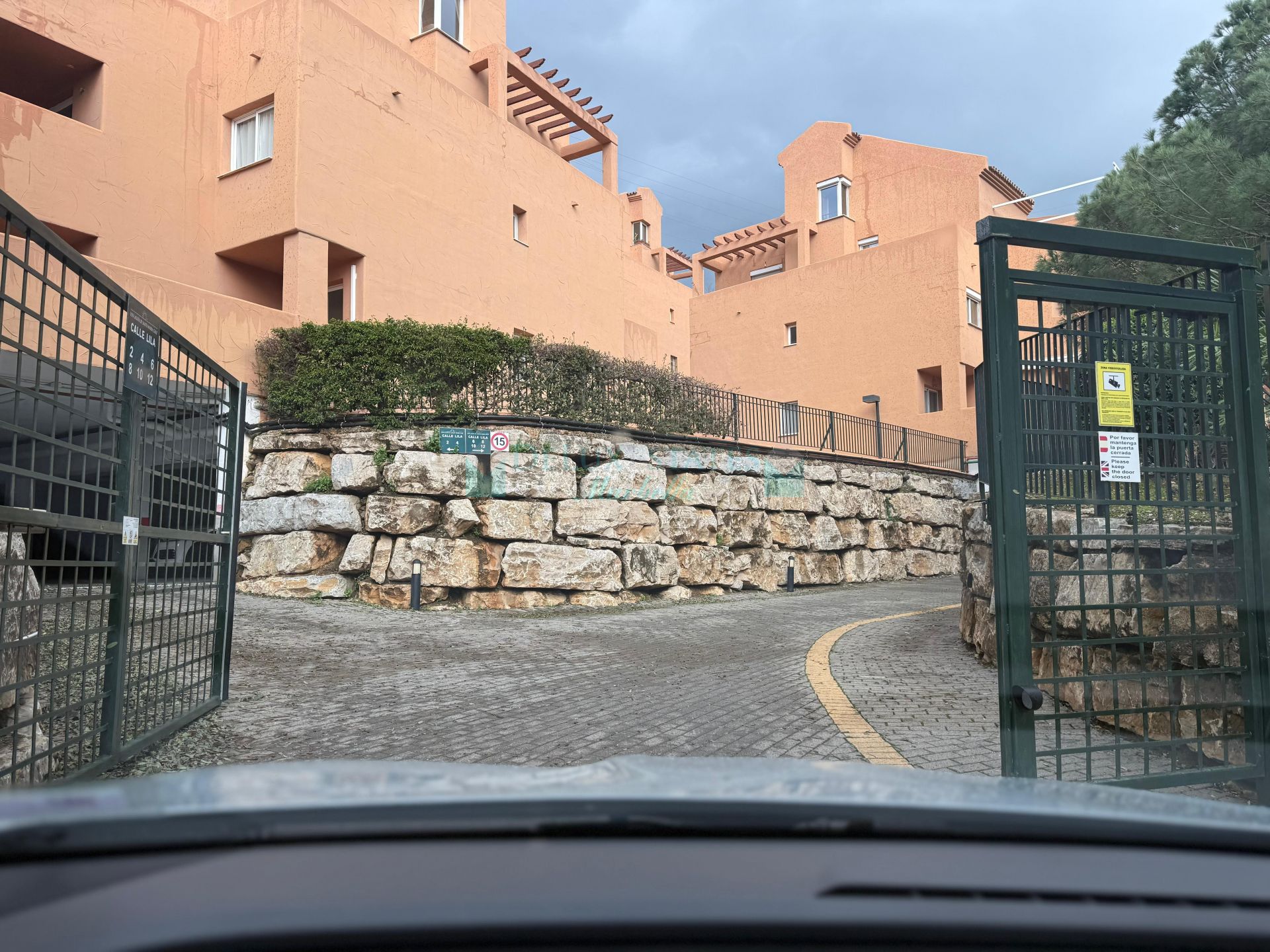 Apartment for sale in Elviria, Marbella East