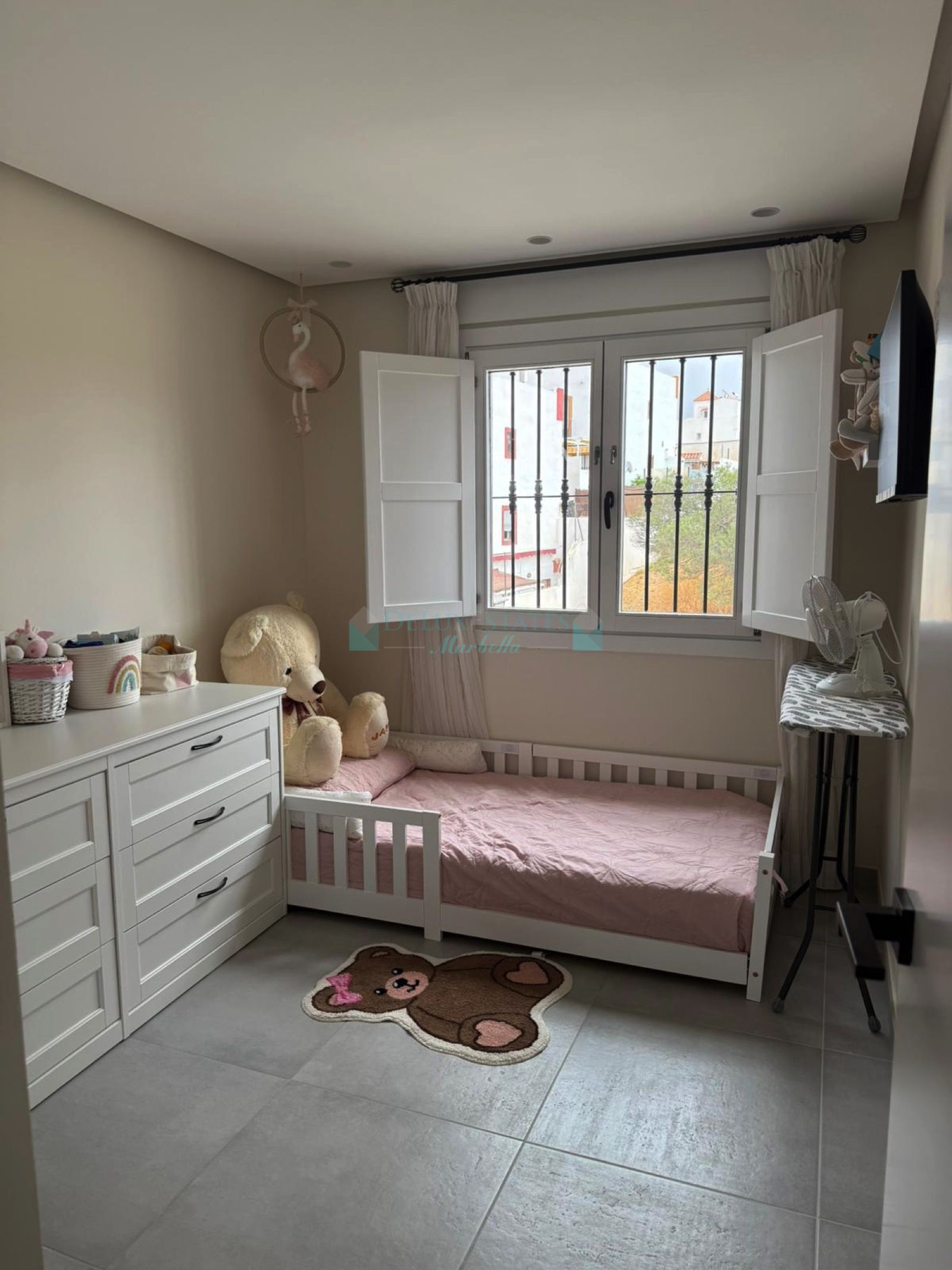 Town House for sale in Bello Horizonte, Marbella East