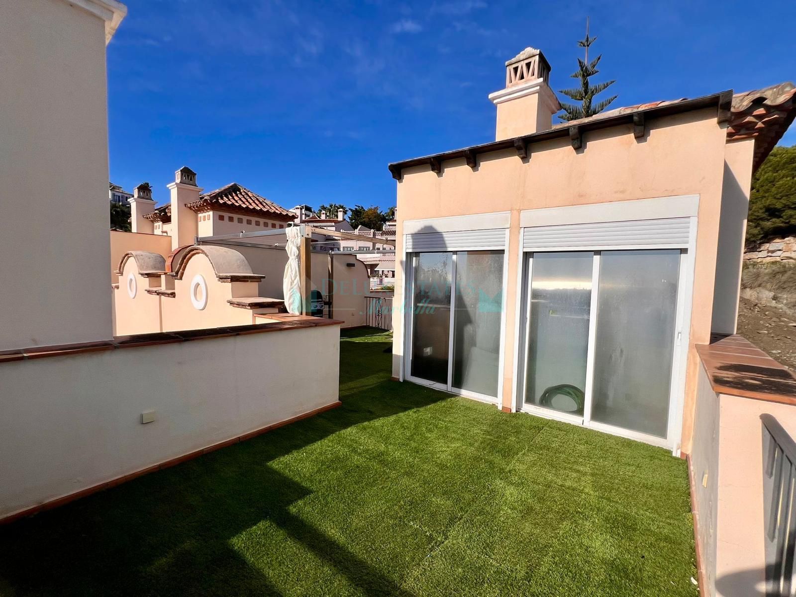 Atico Duplex en venta en Los Almendros, Benahavis