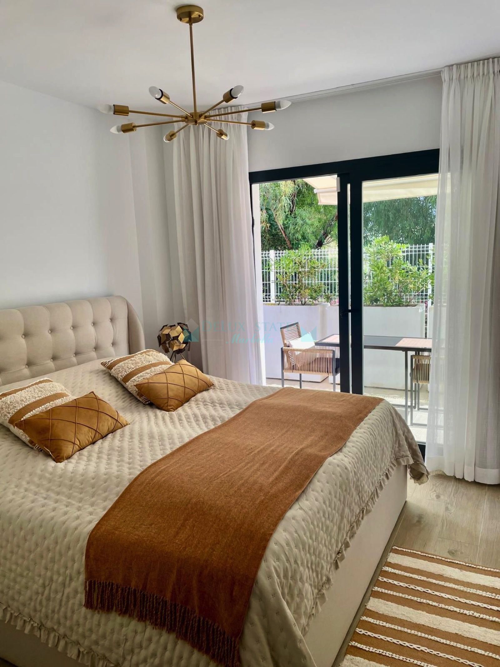 Ground Floor Apartment for sale in Guadalobon, Estepona