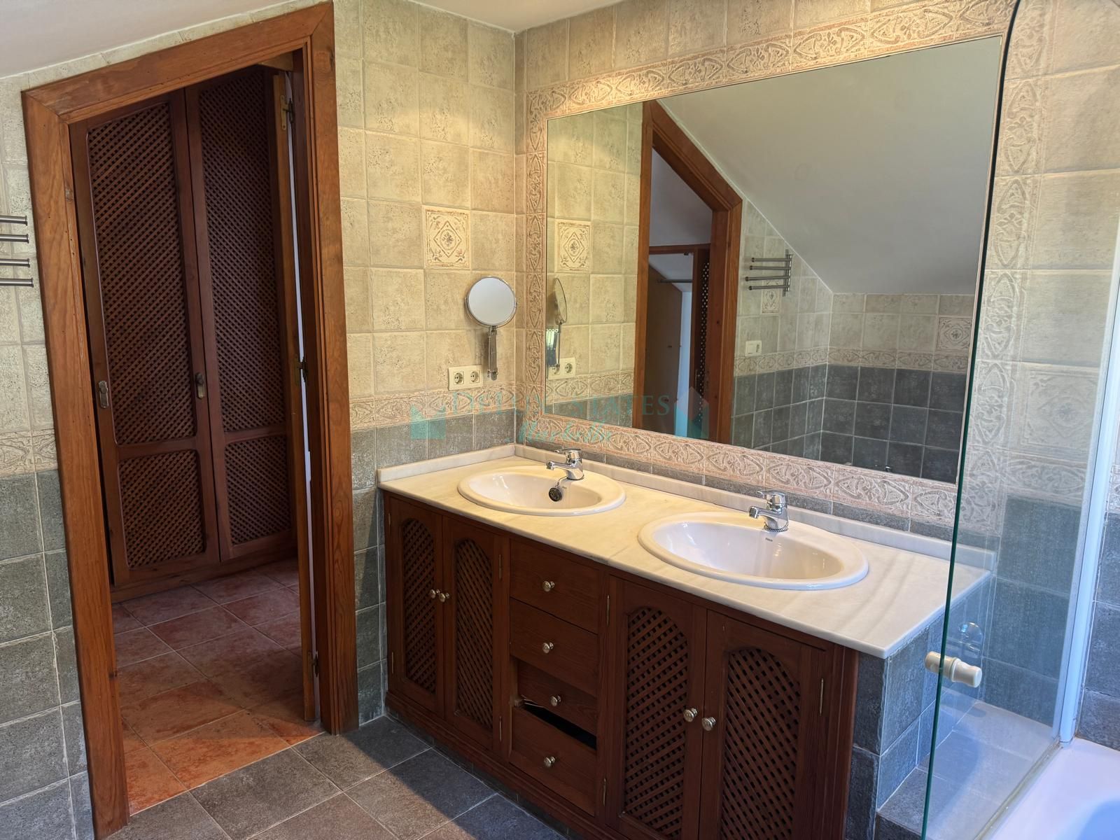 Town House for sale in El Mirador, Marbella