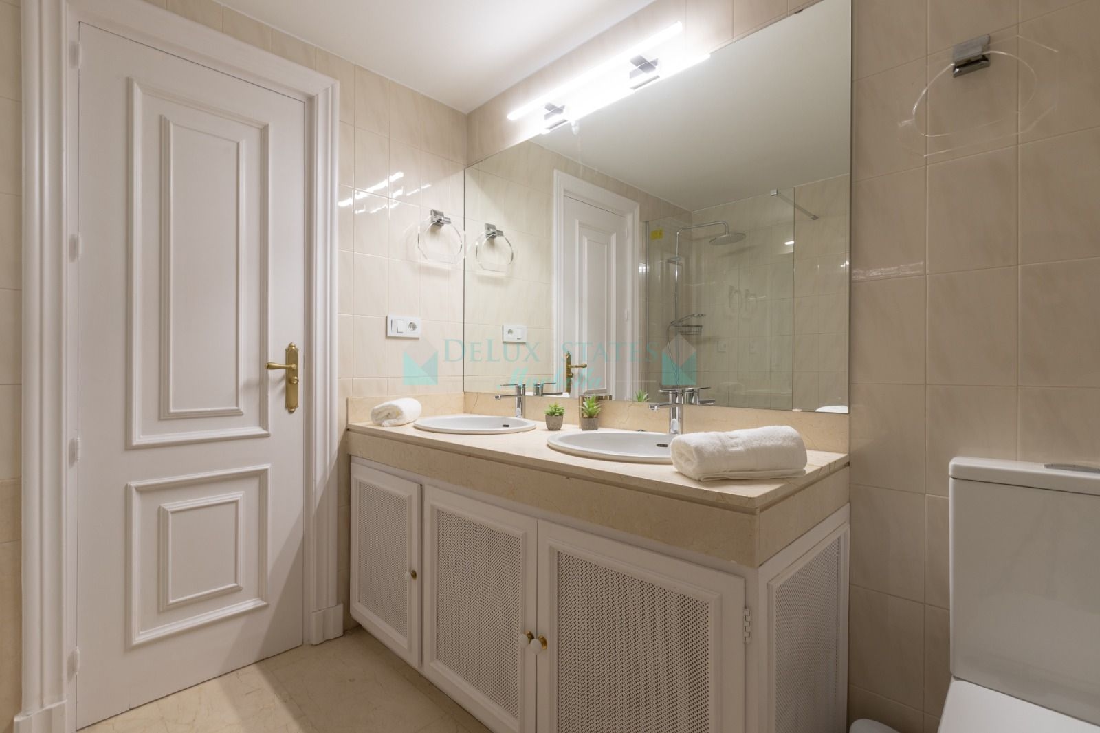 Duplex for rent in Aloha Pueblo, Nueva Andalucia