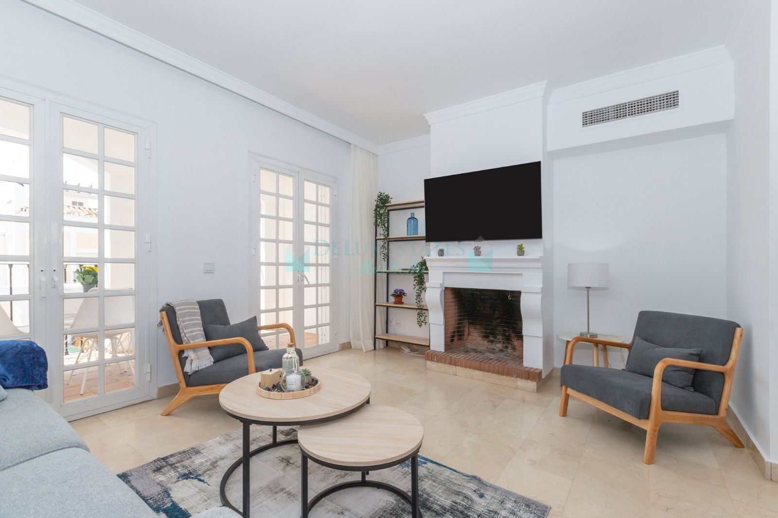 Duplex for rent in Aloha Pueblo, Nueva Andalucia