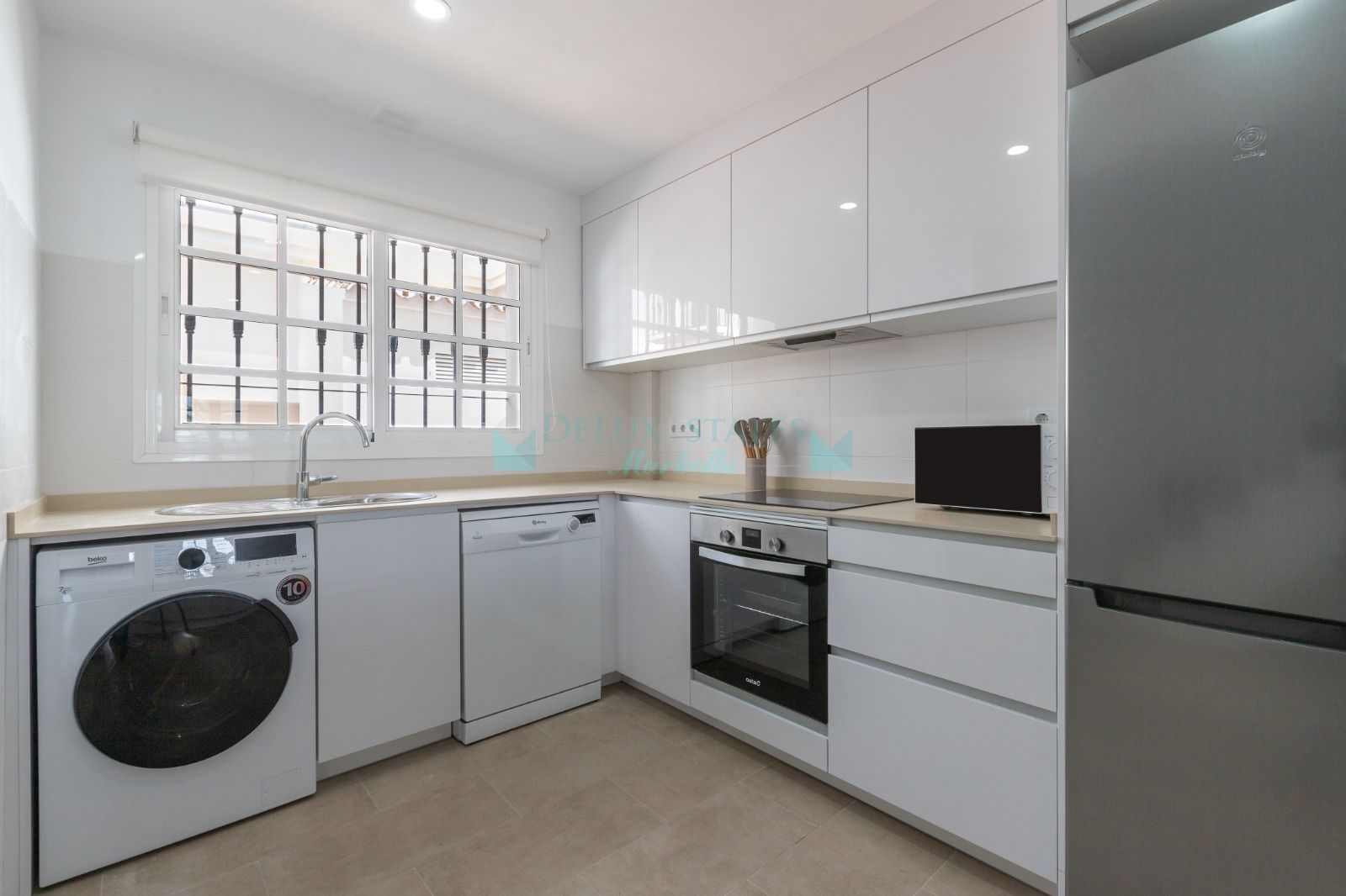 Duplex for rent in Aloha Pueblo, Nueva Andalucia