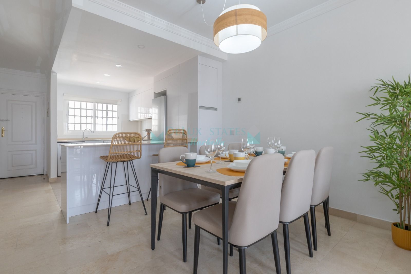 Duplex for rent in Aloha Pueblo, Nueva Andalucia