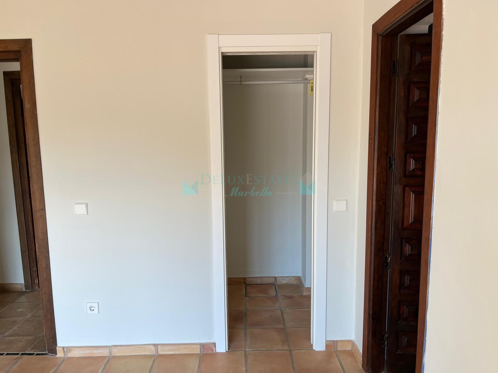 Casa en venta en Nagüeles, Marbella Golden Mile