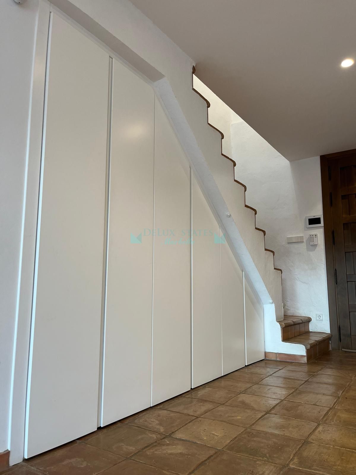 Casa en venta en Nagüeles, Marbella Golden Mile