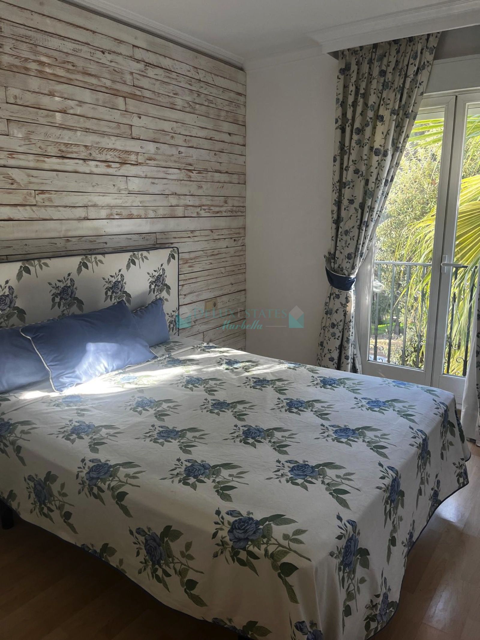 Apartamento en venta en La Carolina, Marbella Golden Mile