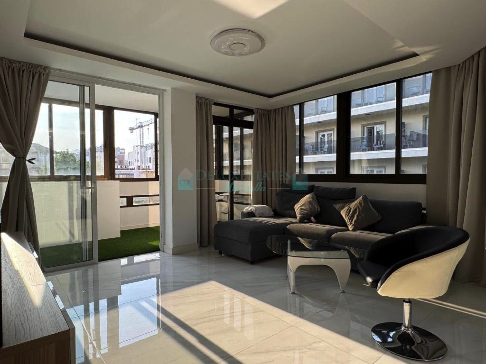 Apartment for sale in Playa Bajadilla - Puertos, Marbella