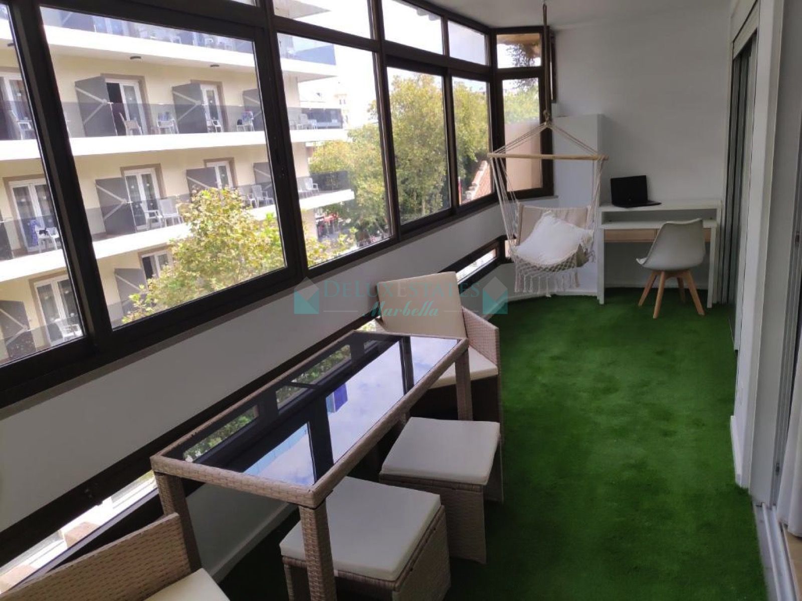 Apartment for sale in Playa Bajadilla - Puertos, Marbella