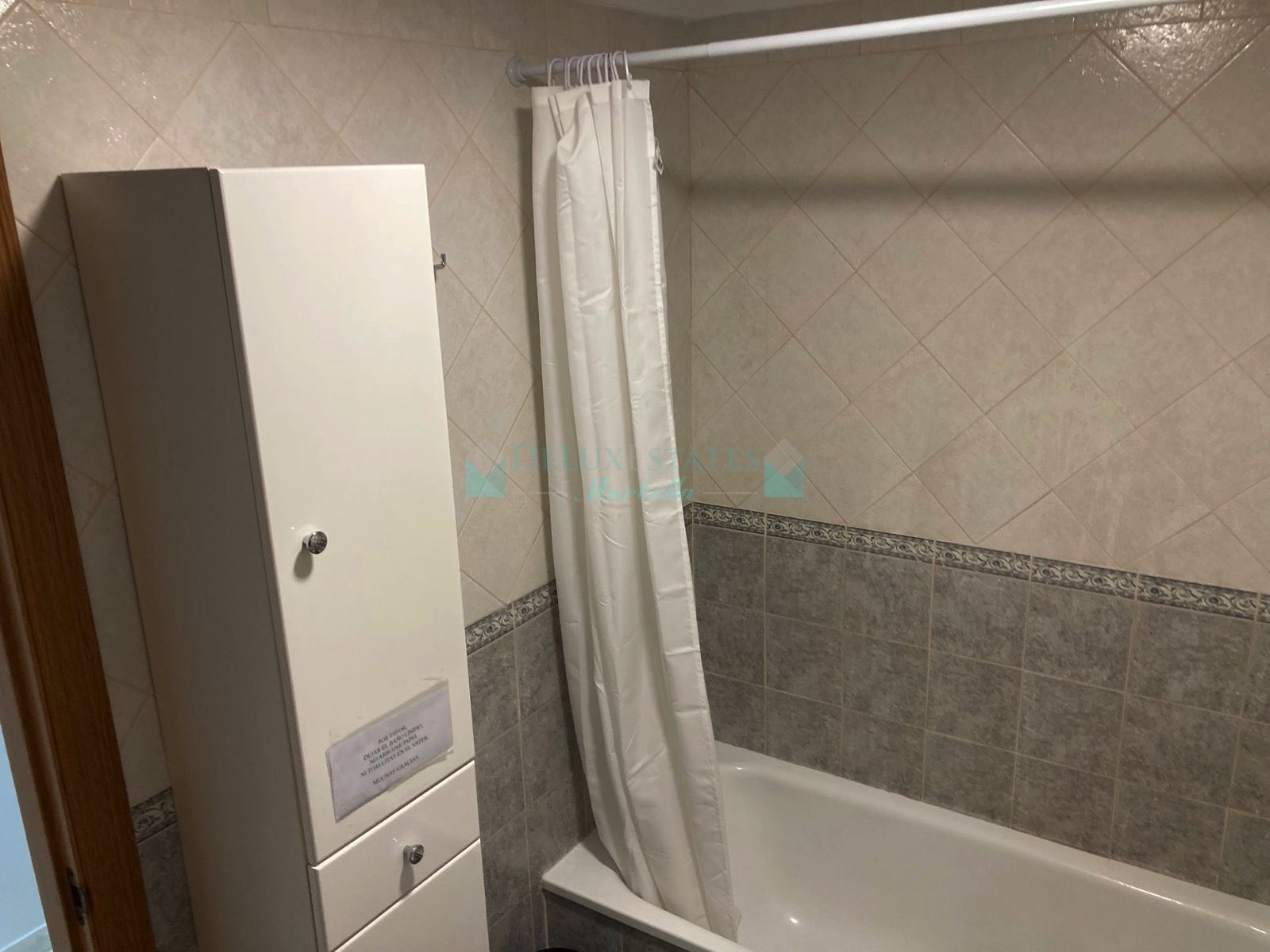 Ground Floor Apartment for sale in Estepona Puerto, Estepona