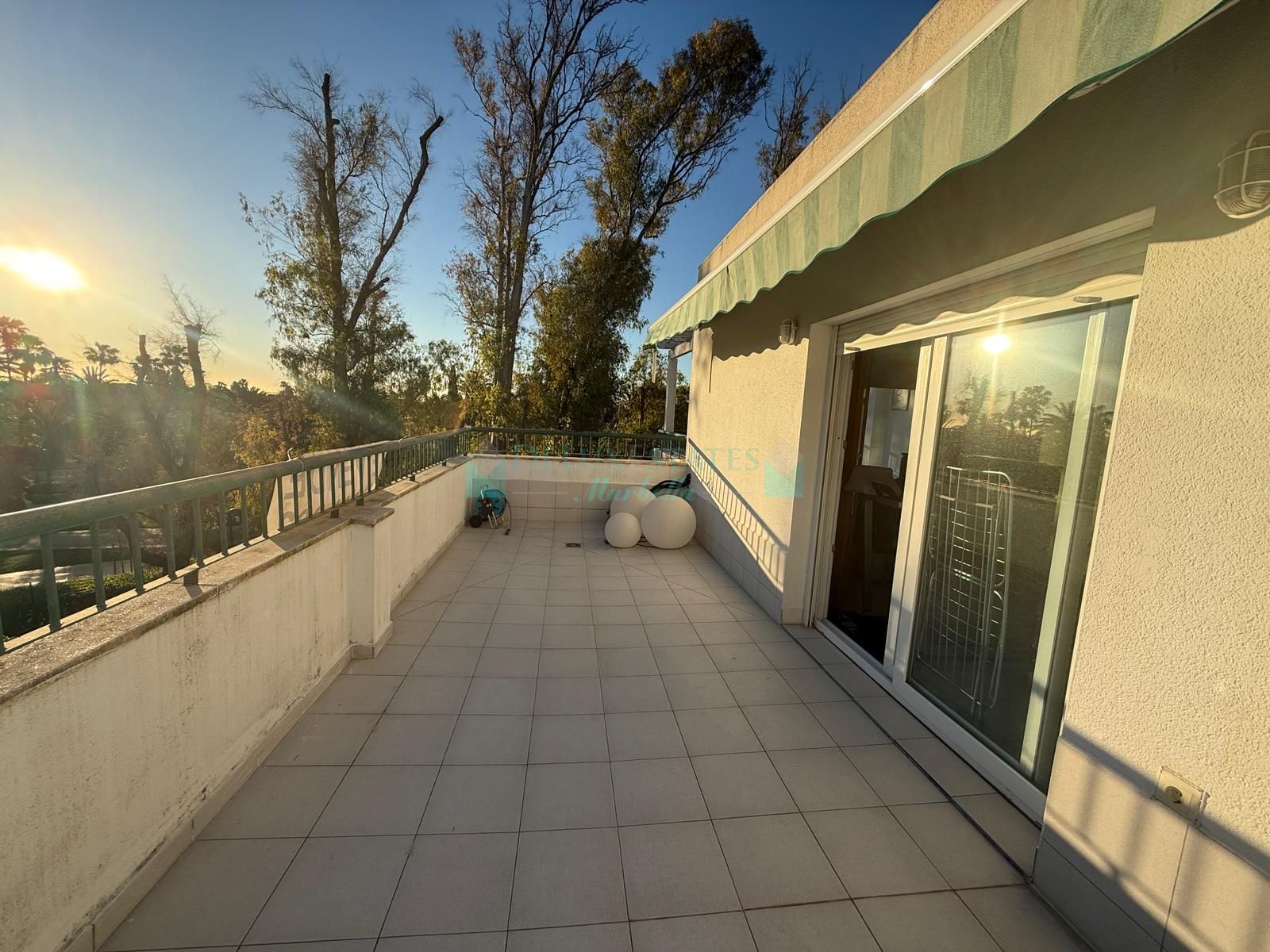 Duplex Penthouse for sale in Guadalmina Baja, San Pedro de Alcantara