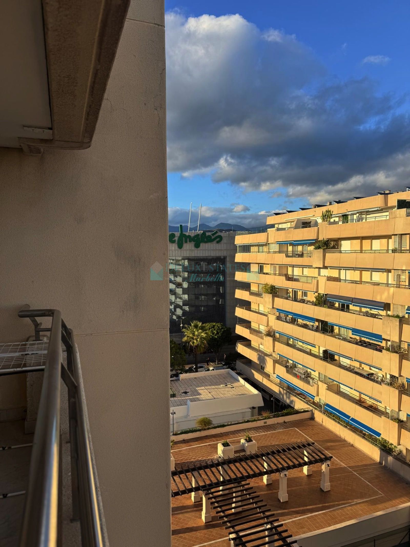 Apartment for sale in Marina Banus, Marbella - Puerto Banus