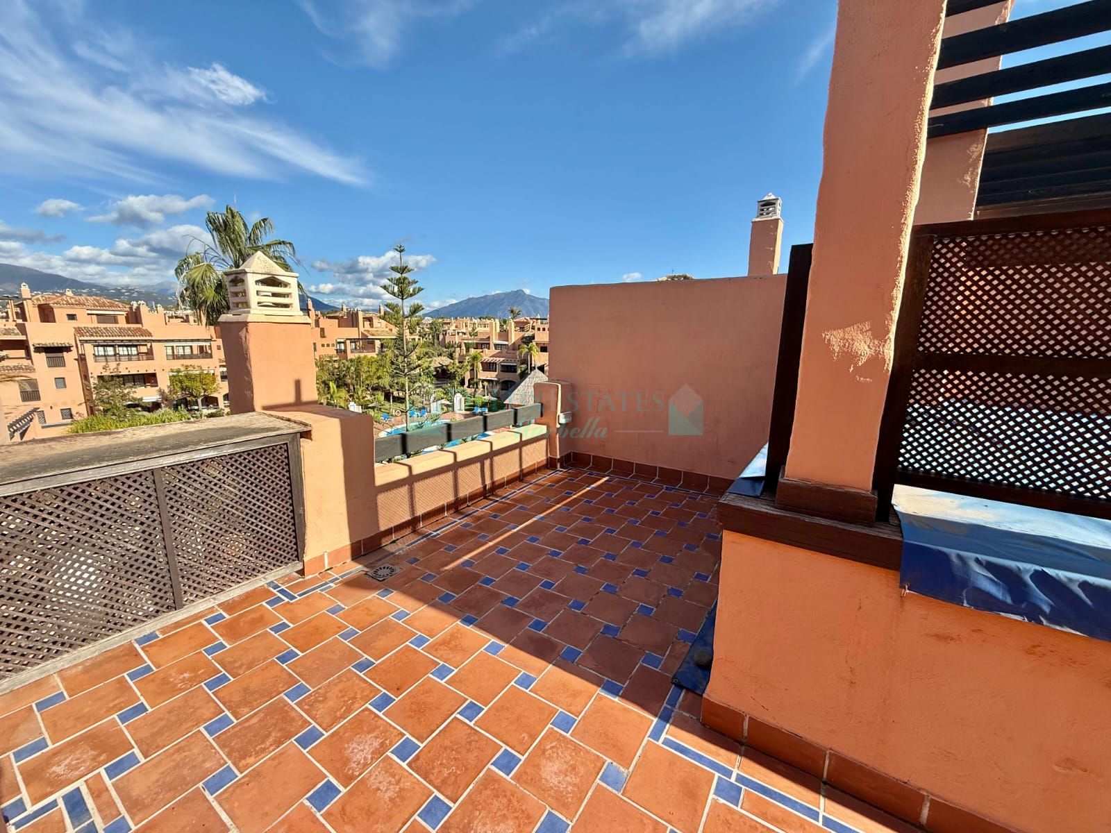 Duplex Penthouse for sale in Hacienda del Sol, Estepona