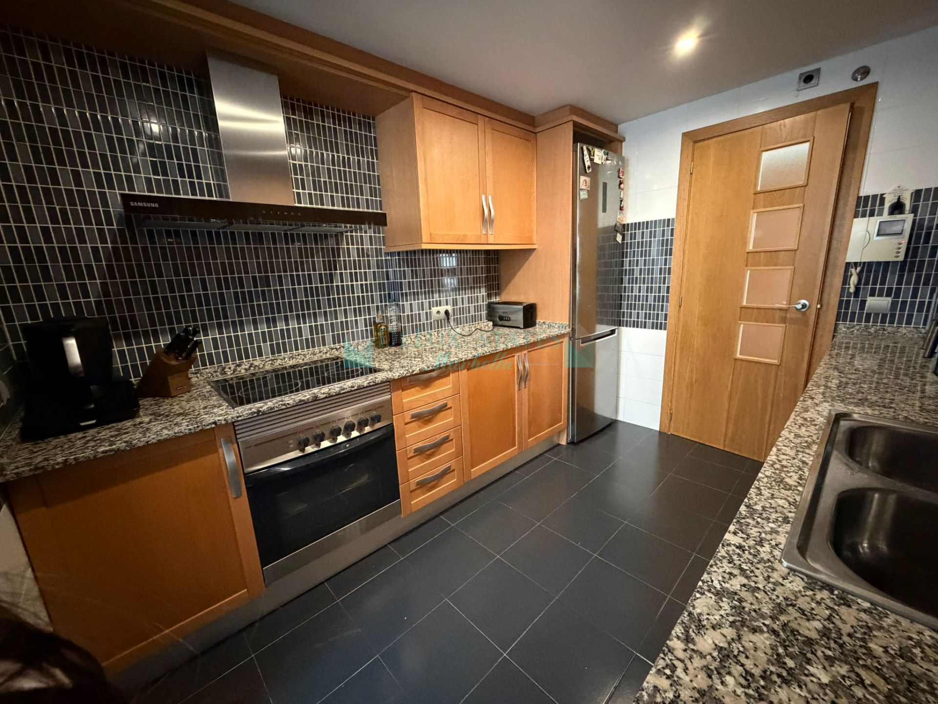 Apartment for sale in La Resina Golf, Estepona