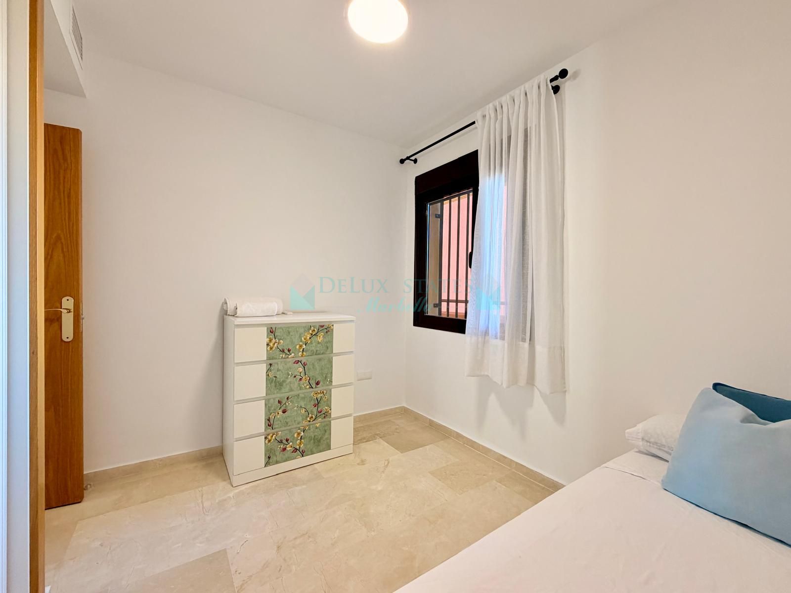 Apartamento en venta en Estepona Puerto, Estepona