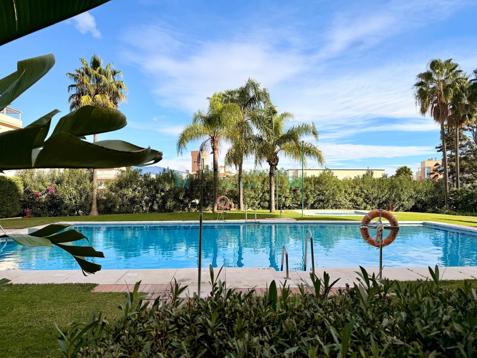 Apartamento en venta en Estepona Puerto, Estepona