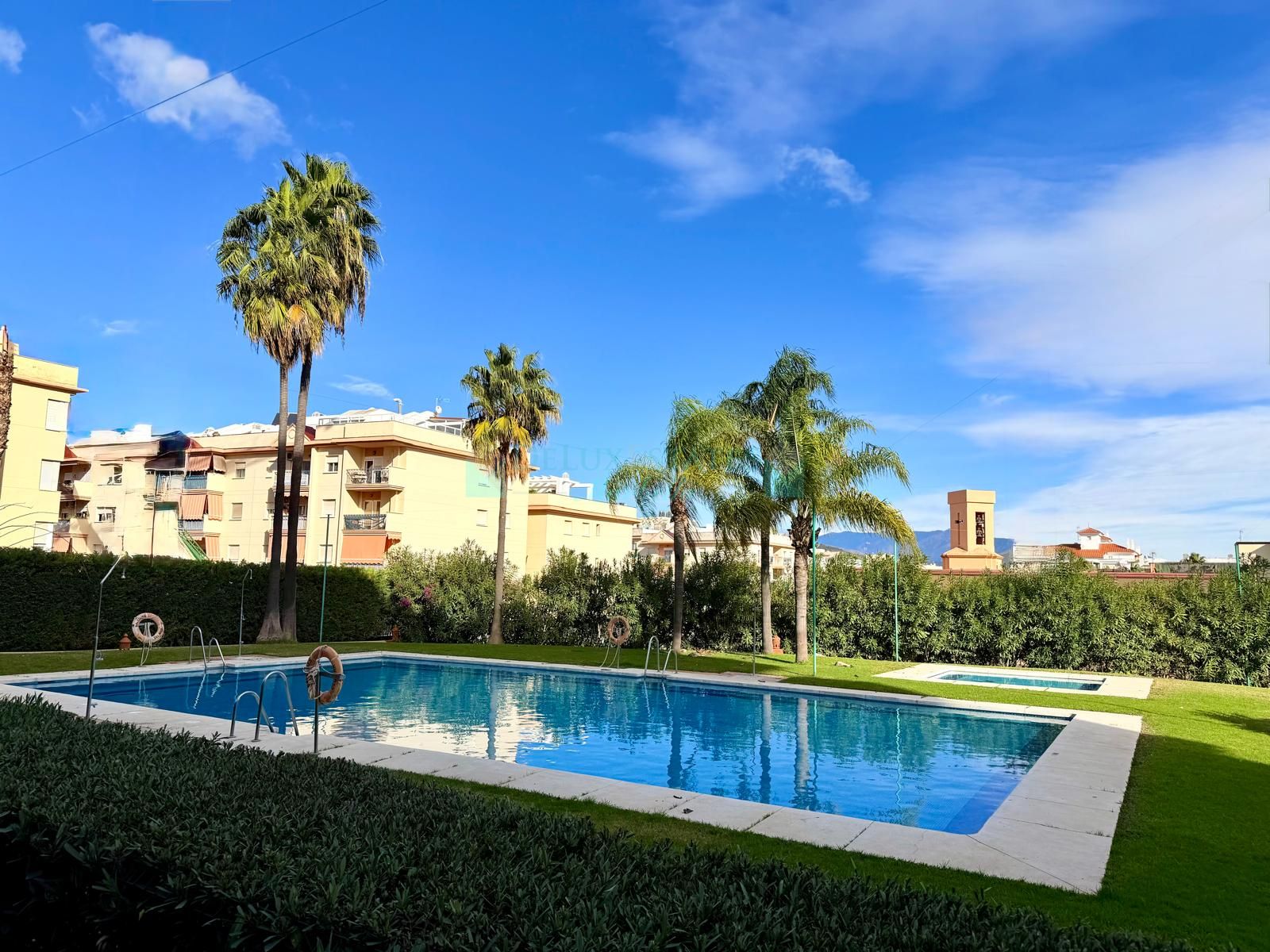 Apartamento en venta en Estepona Puerto, Estepona