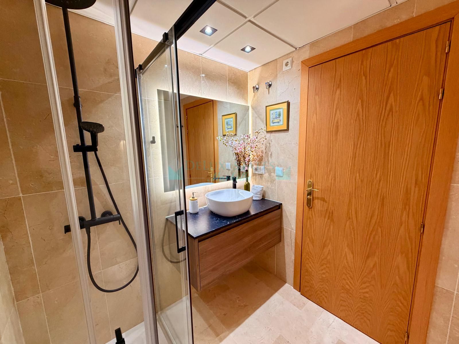 Apartamento en venta en Estepona Puerto, Estepona