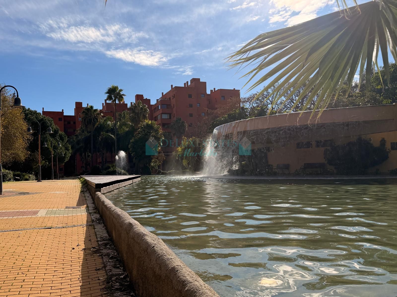 Apartamento en venta en Estepona Puerto, Estepona