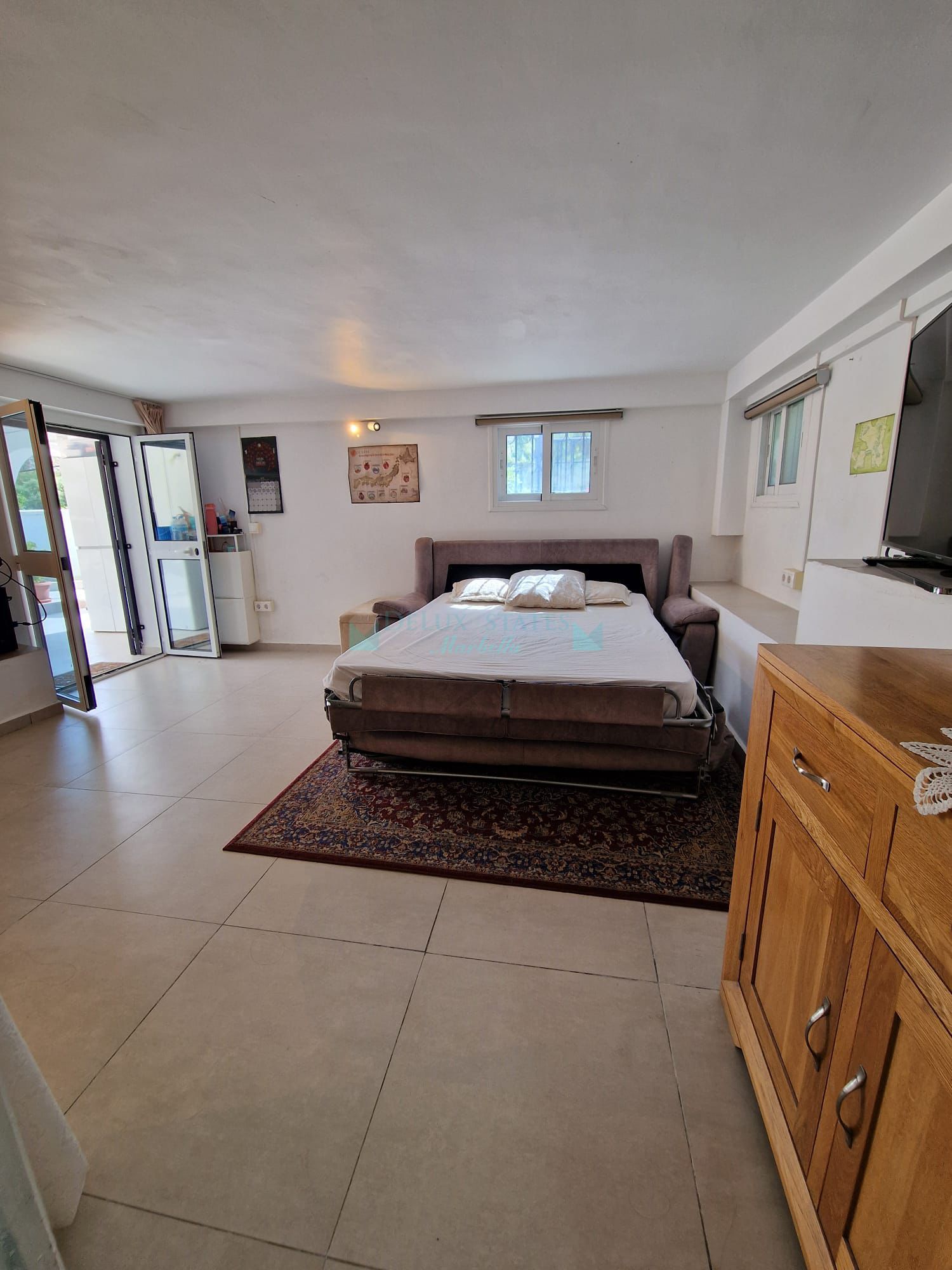 House for sale in El Padron, Estepona