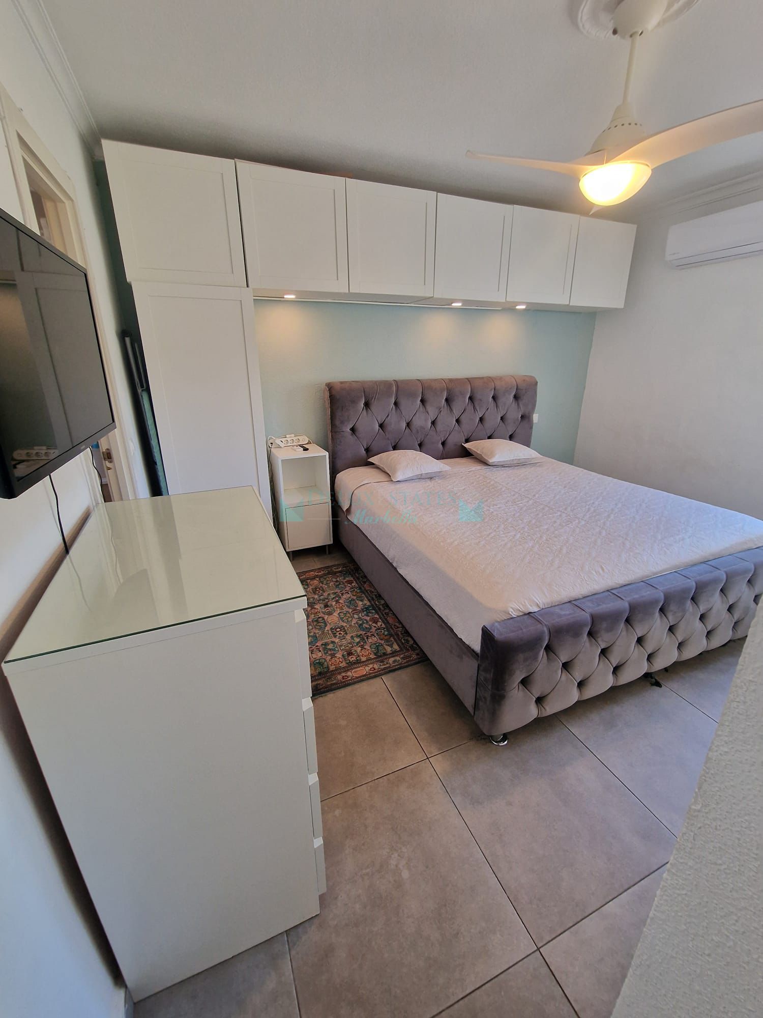 House for sale in El Padron, Estepona