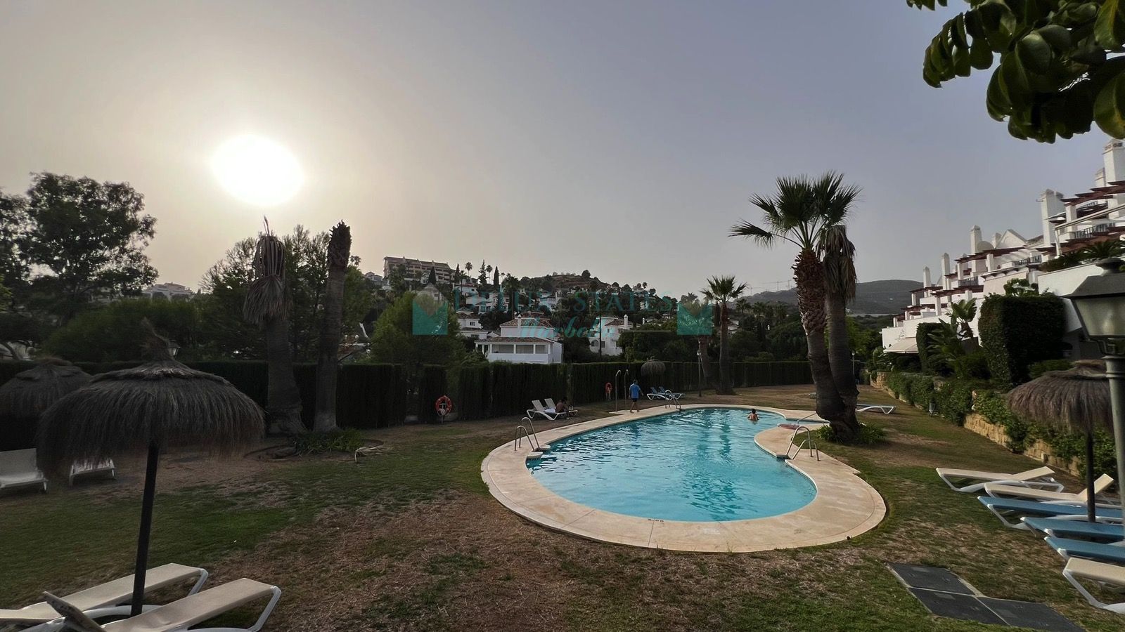 Apartment for sale in Aloha Royal, Nueva Andalucia