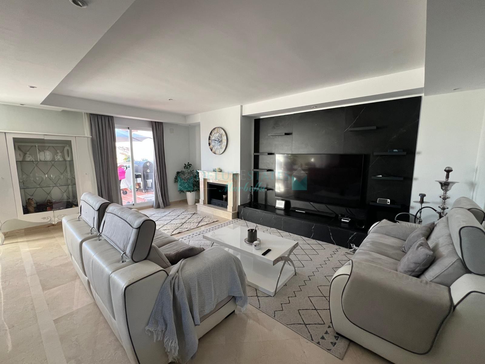 Apartment for sale in Aloha Royal, Nueva Andalucia