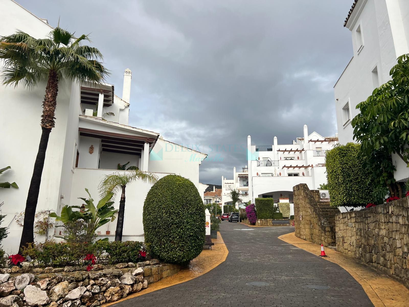 Apartment for sale in Aloha Royal, Nueva Andalucia
