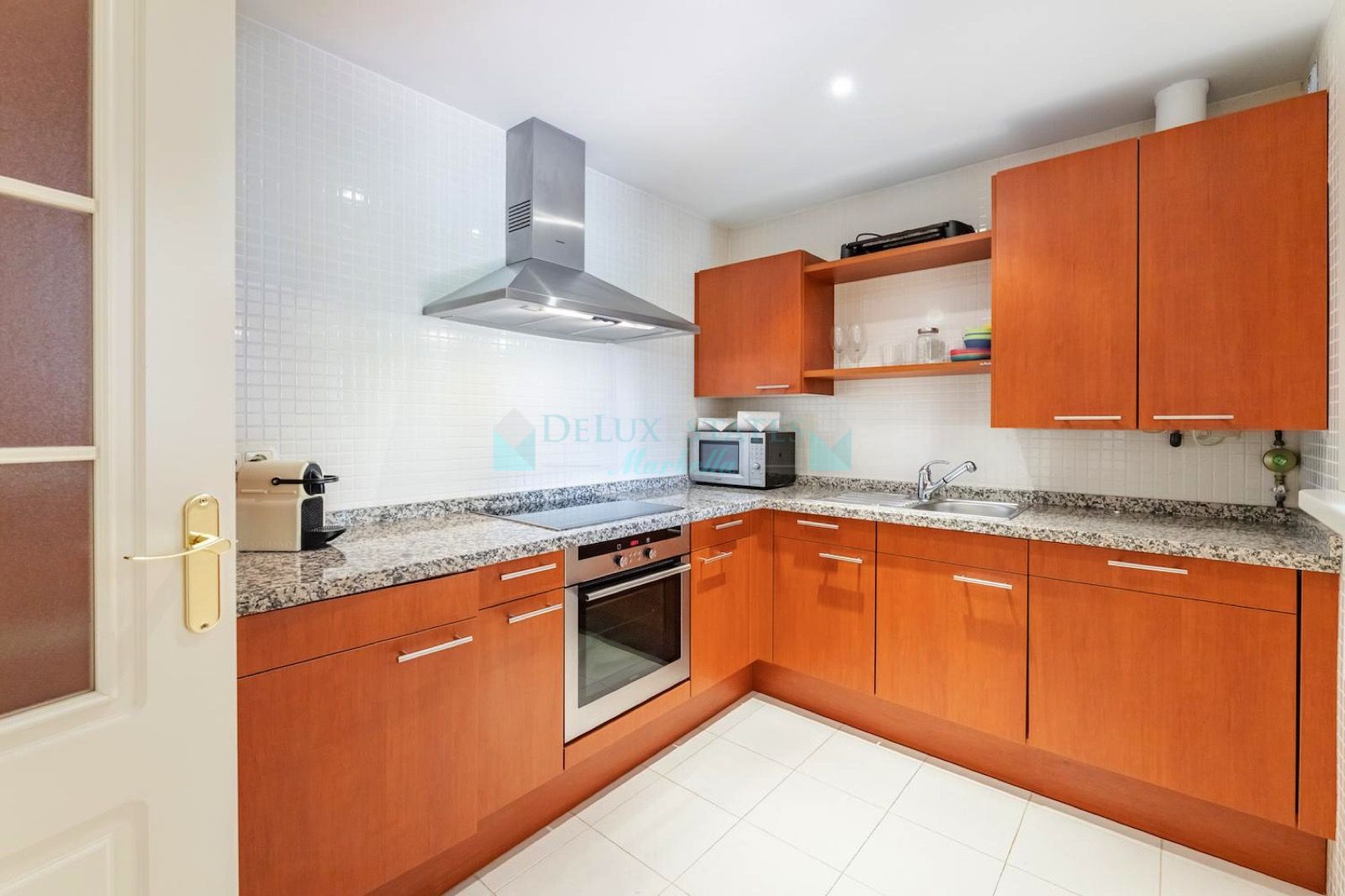 Ground Floor Apartment for sale in Nueva Andalucia