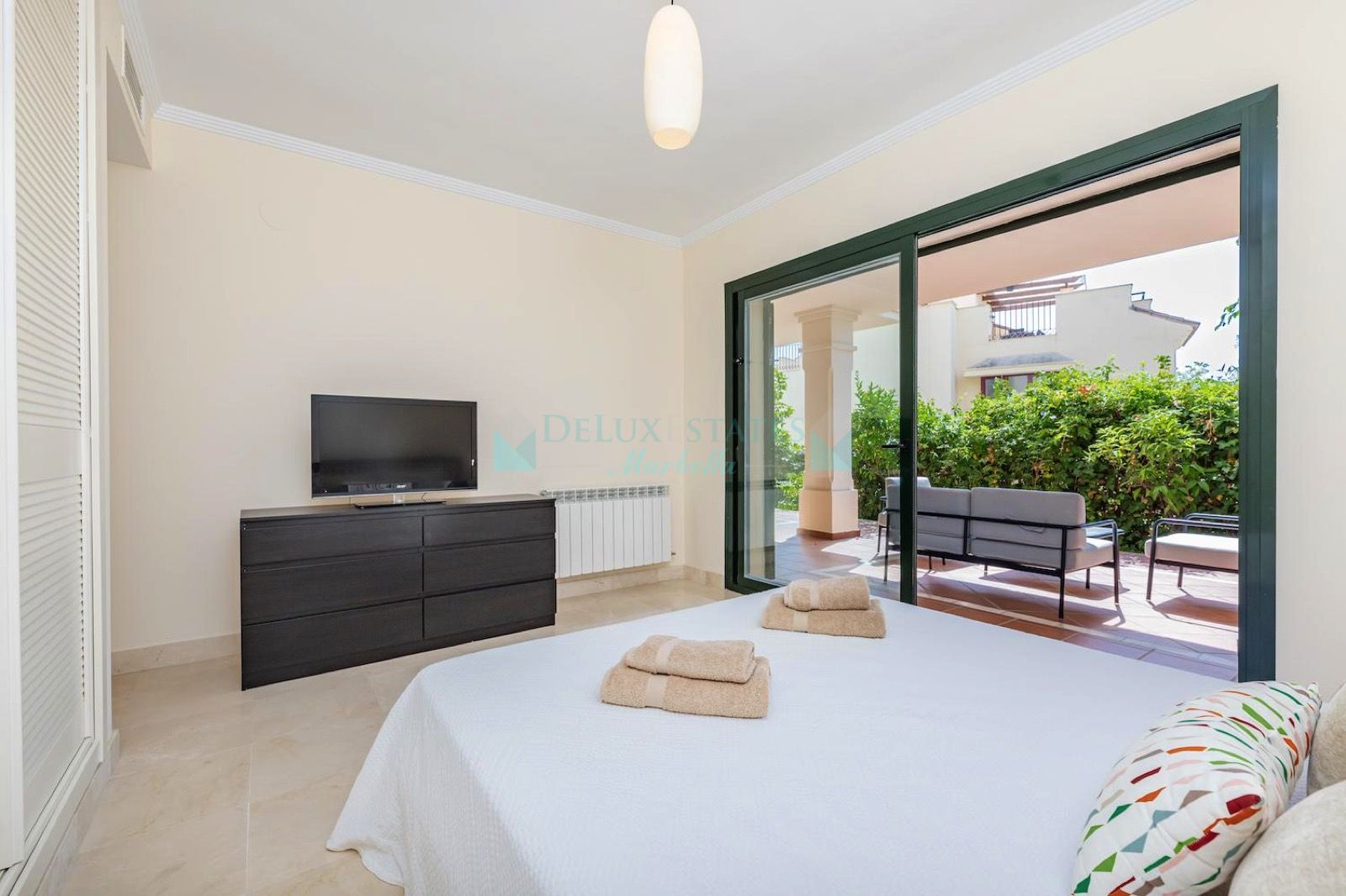 Ground Floor Apartment for sale in Nueva Andalucia