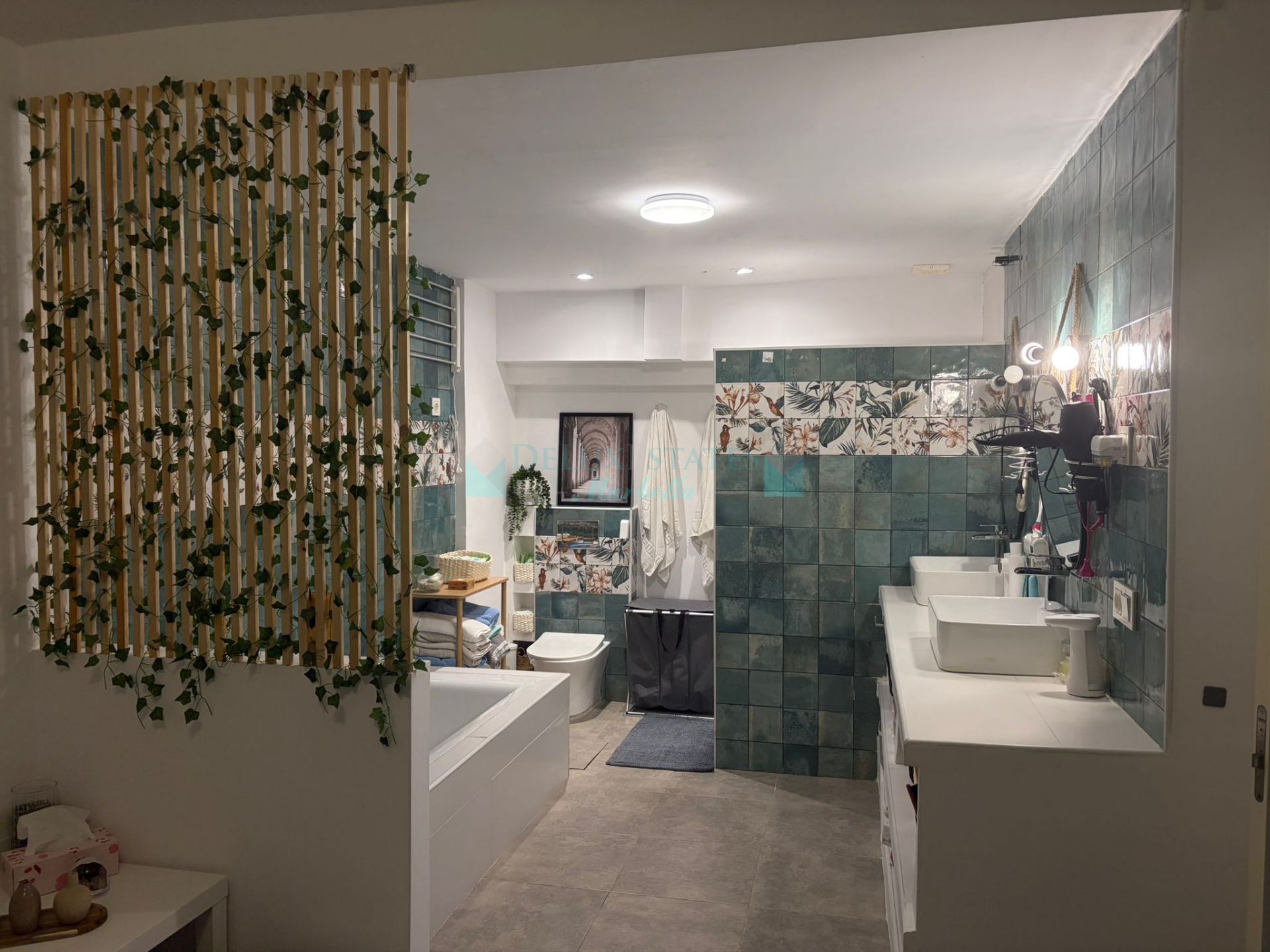 Semi Detached House for sale in Hacienda de Casares, Casares