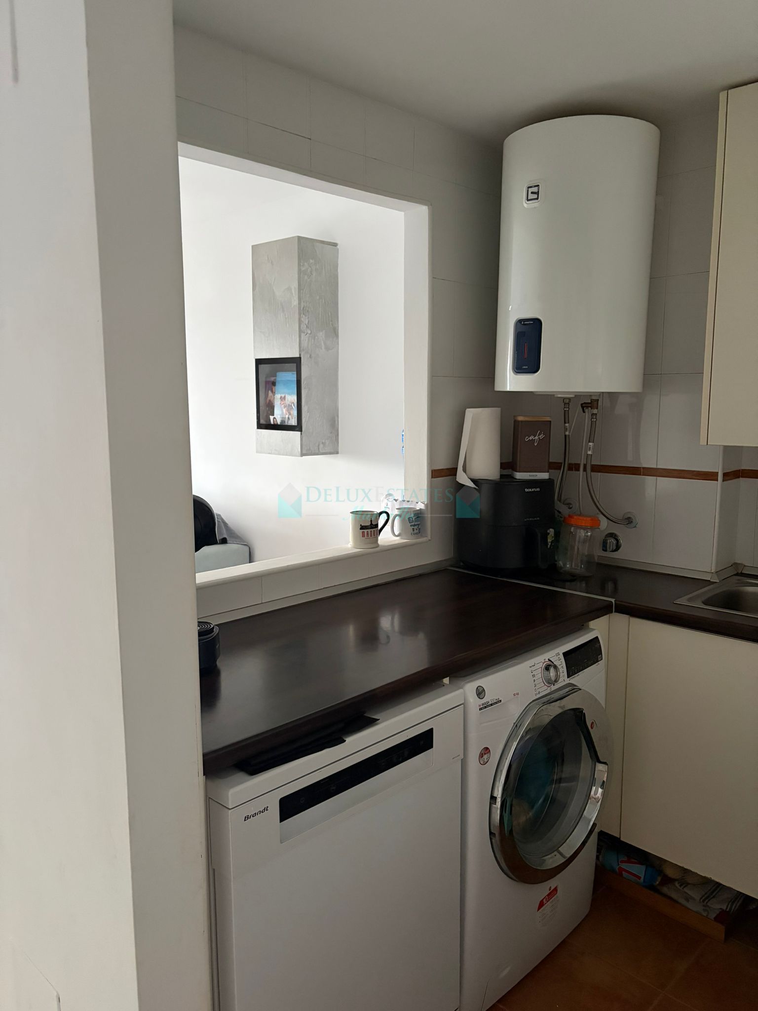 Semi Detached House for sale in Hacienda de Casares, Casares