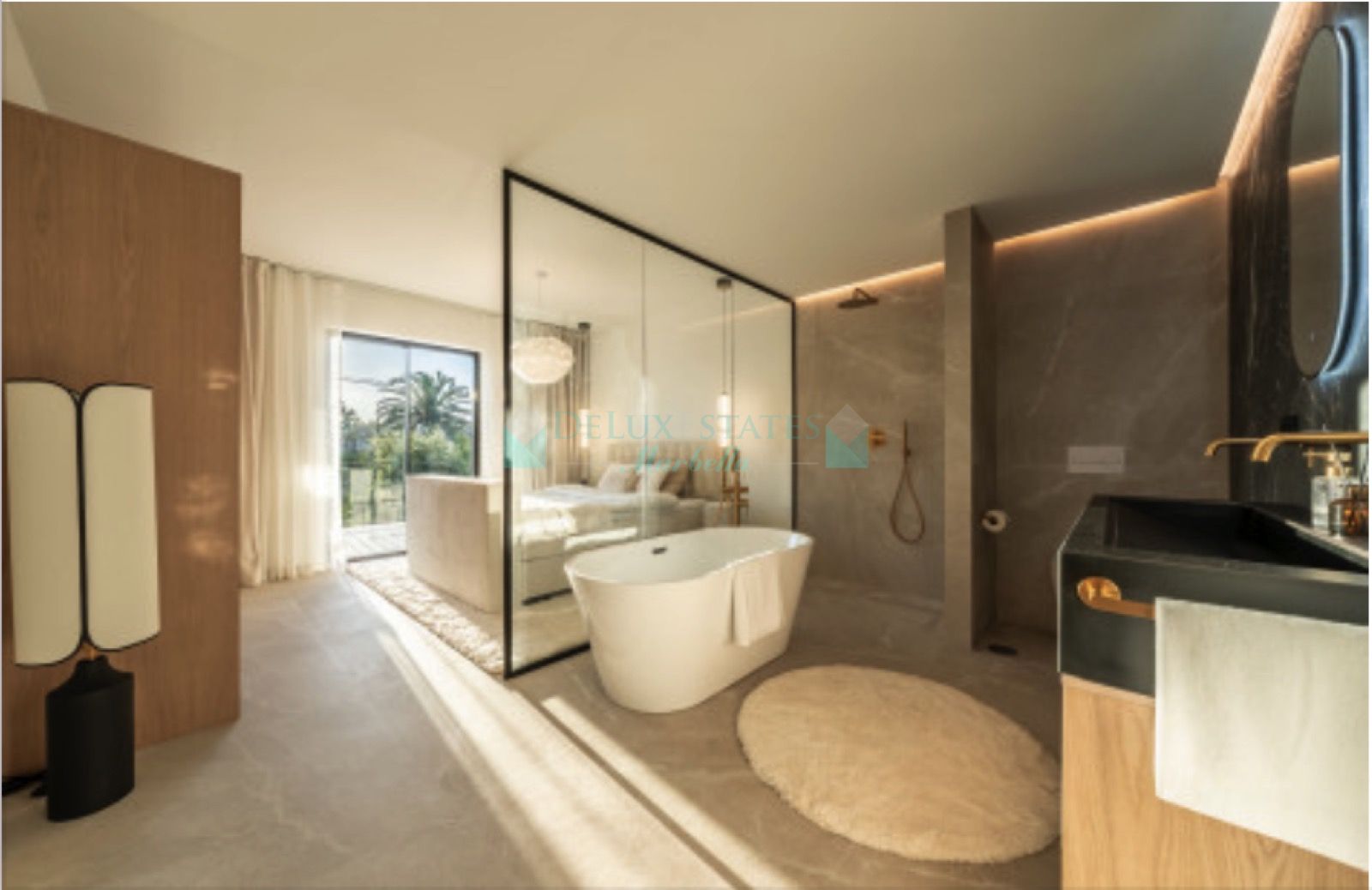 Town House for sale in La Rinconada, Nueva Andalucia