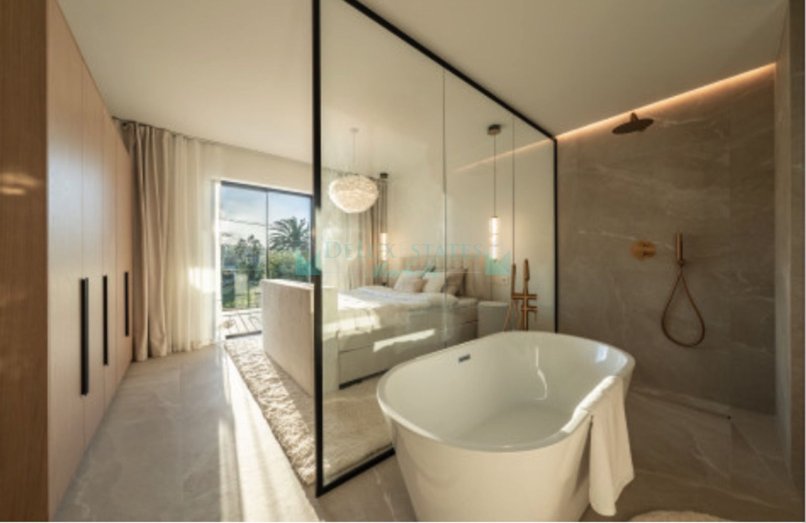Town House for sale in La Rinconada, Nueva Andalucia