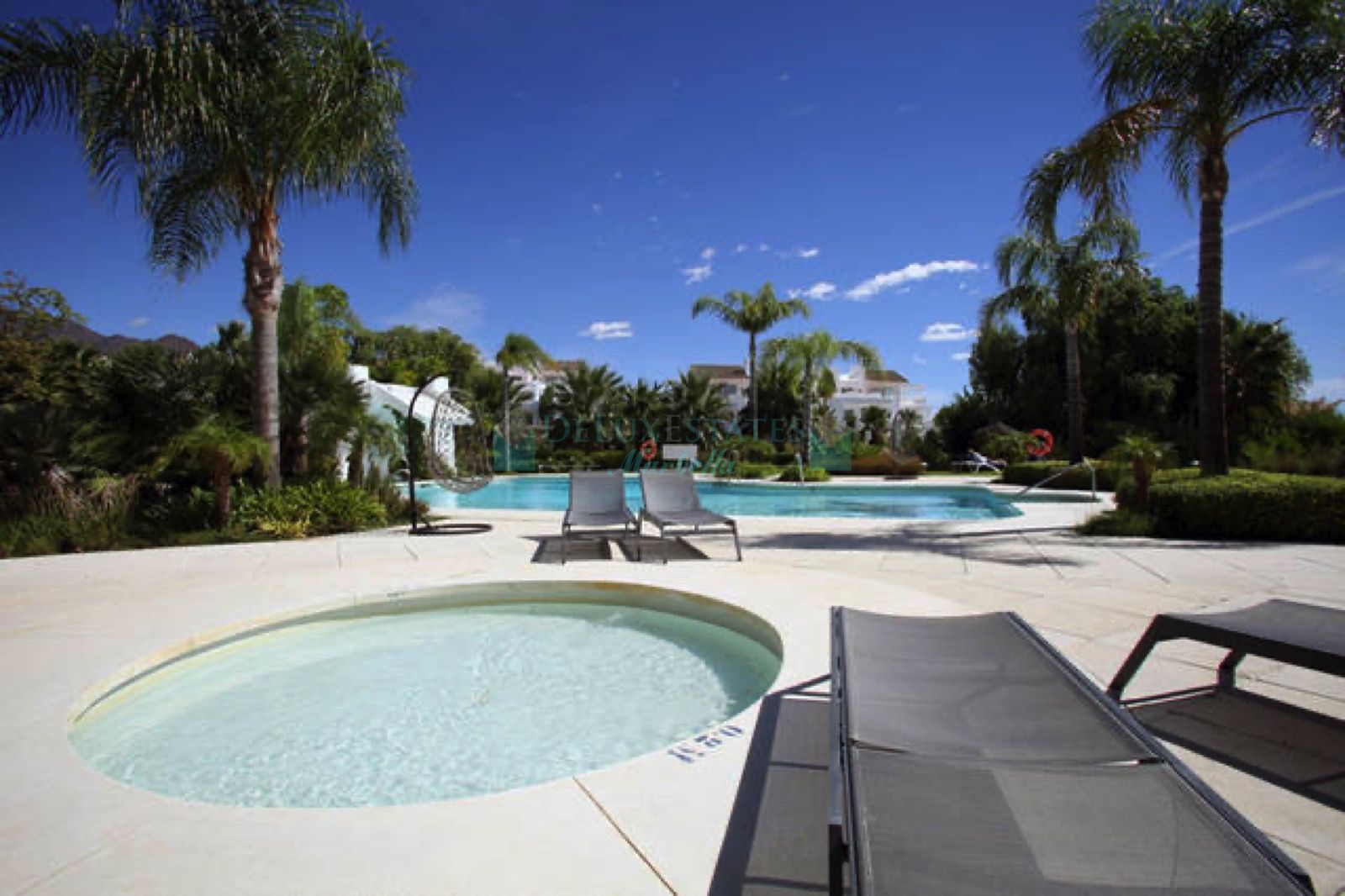 Penthouse for sale in Alcazaba Lagoon, Casares