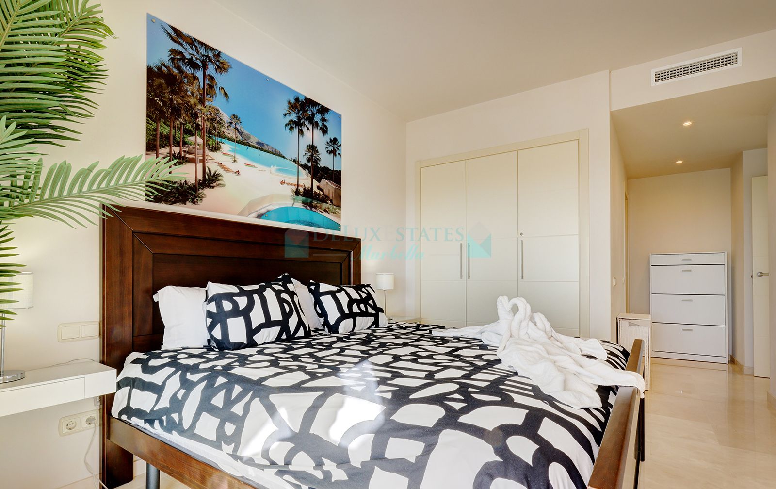 Penthouse for sale in Alcazaba Lagoon, Casares