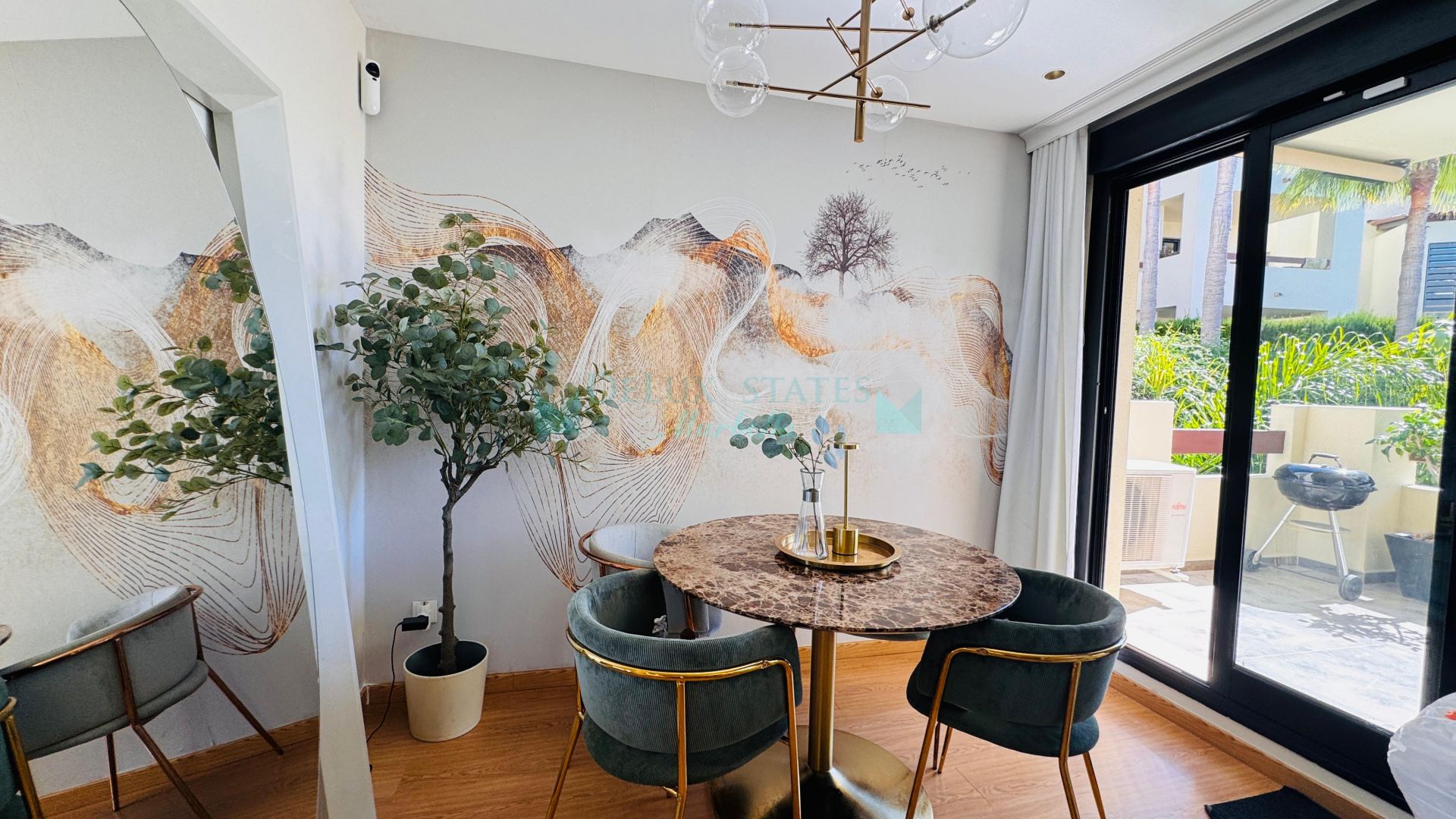 Apartment for sale in Selwo, Estepona