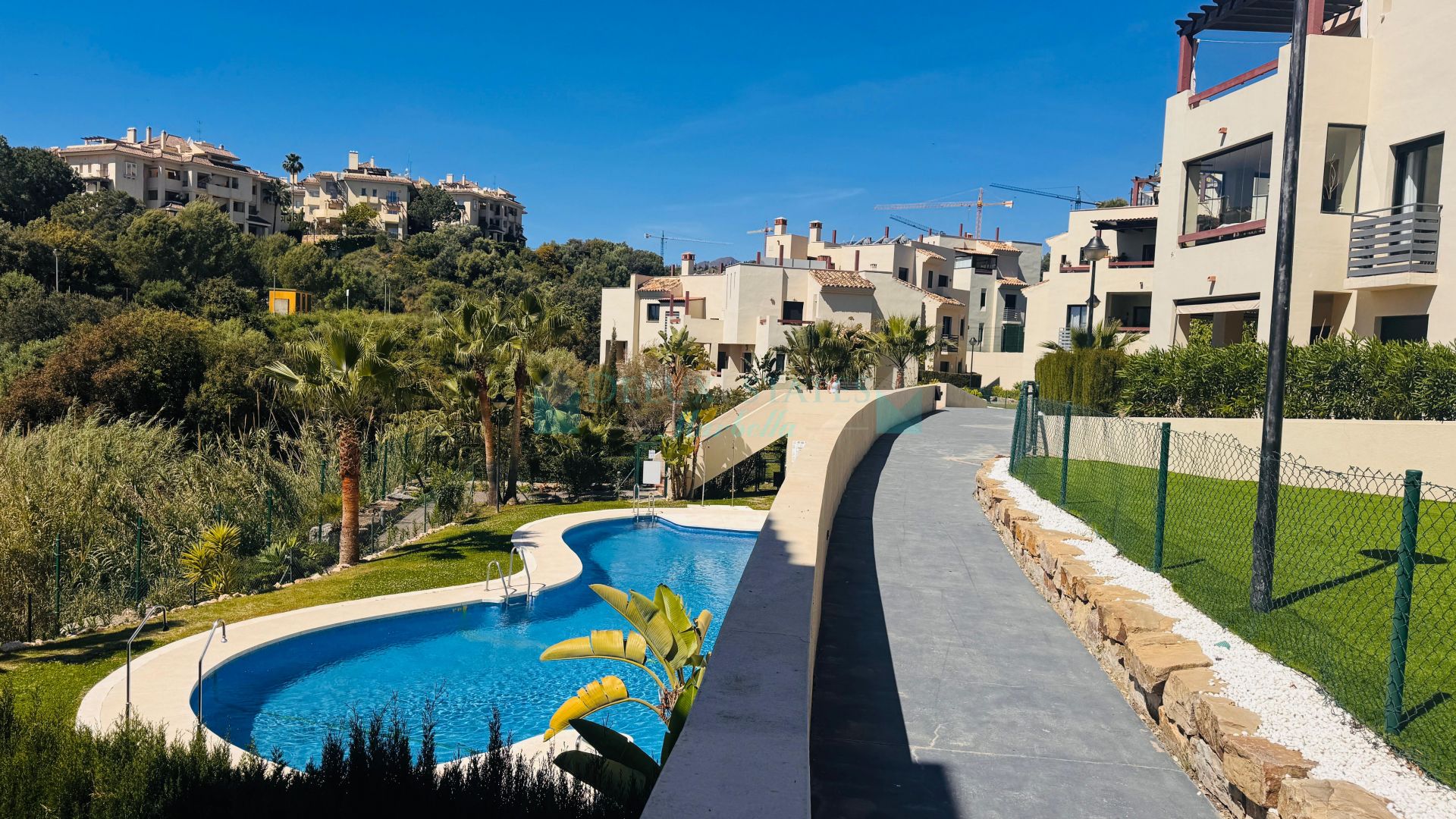 Apartment for sale in Selwo, Estepona