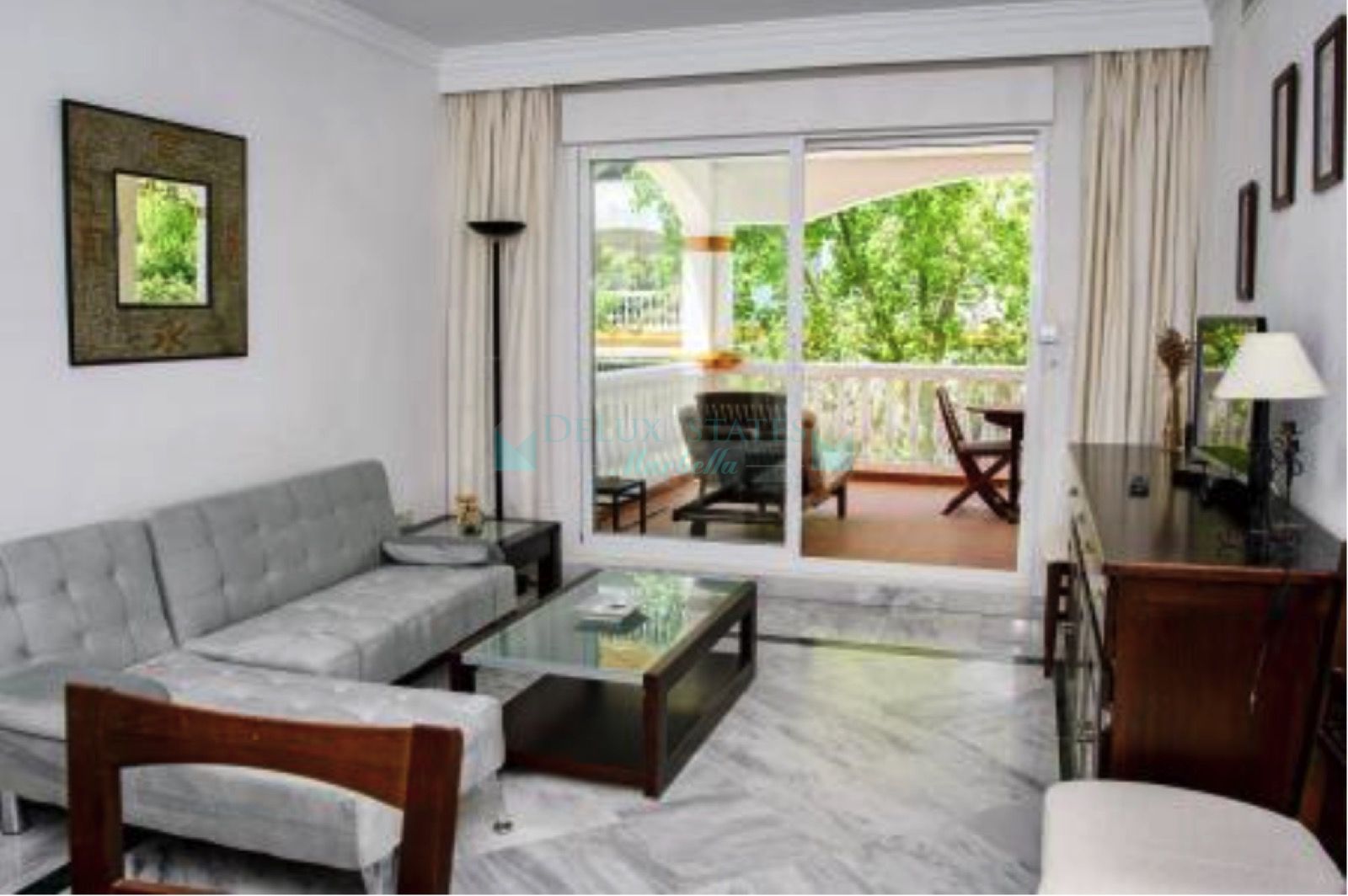 Apartment for sale in La Dama de Noche, Nueva Andalucia