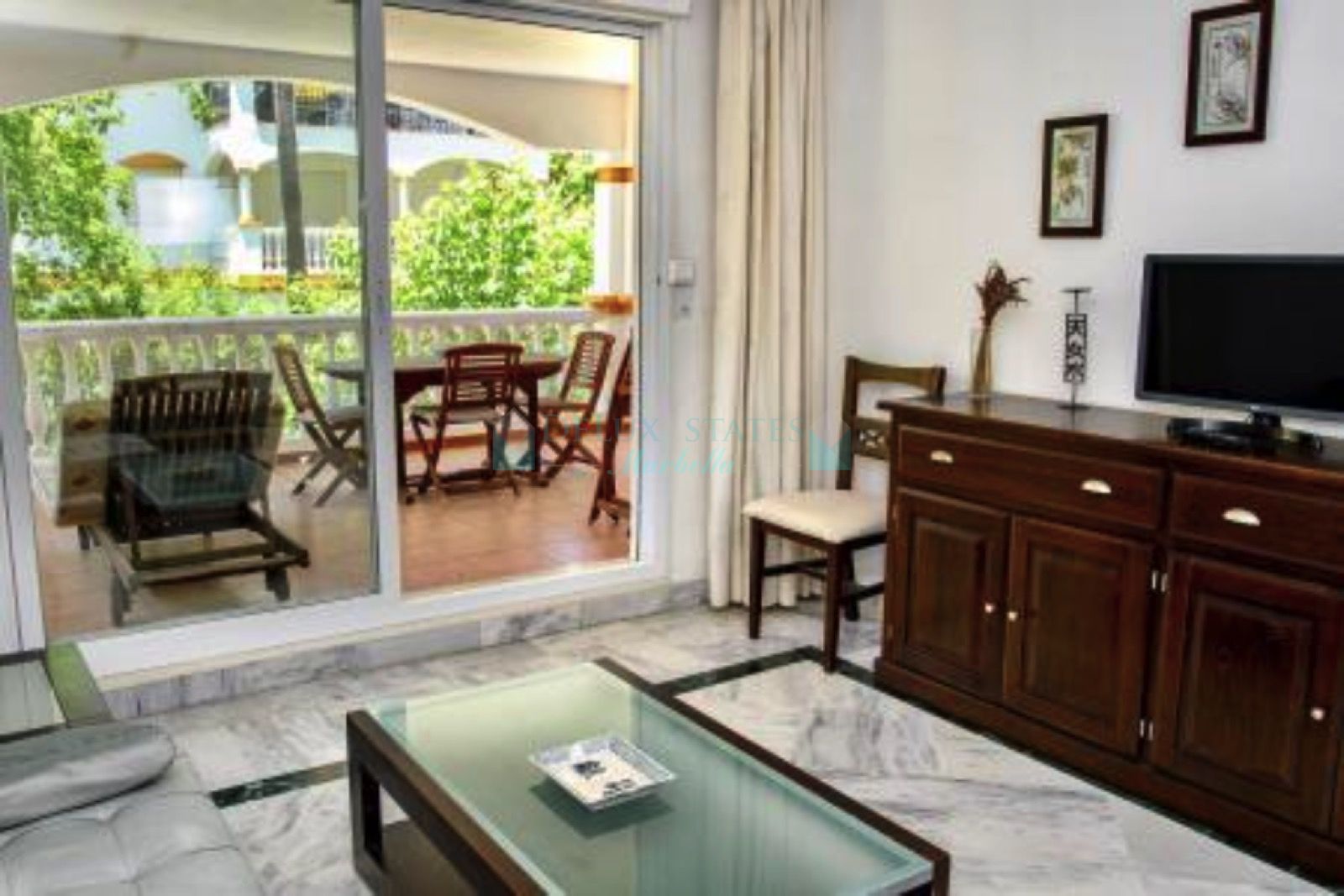 Apartment for sale in La Dama de Noche, Nueva Andalucia