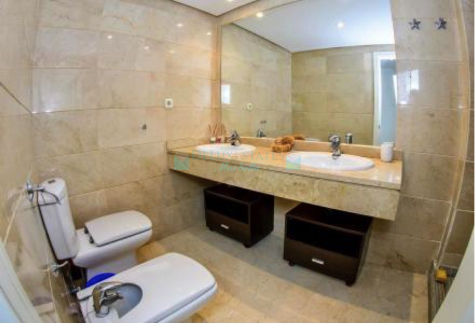 Apartment for sale in La Dama de Noche, Nueva Andalucia