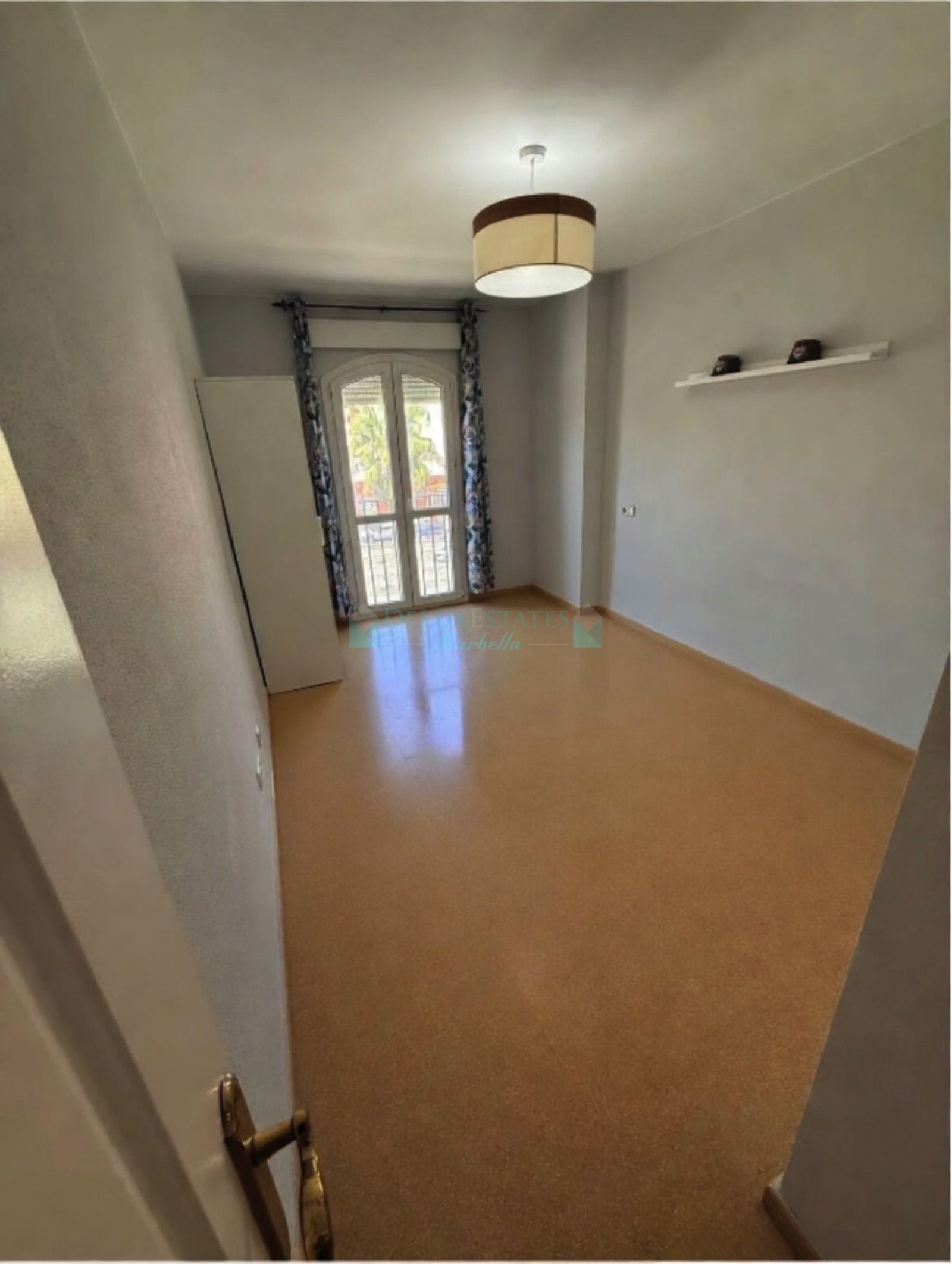 Apartment for sale in Sabinillas, Manilva