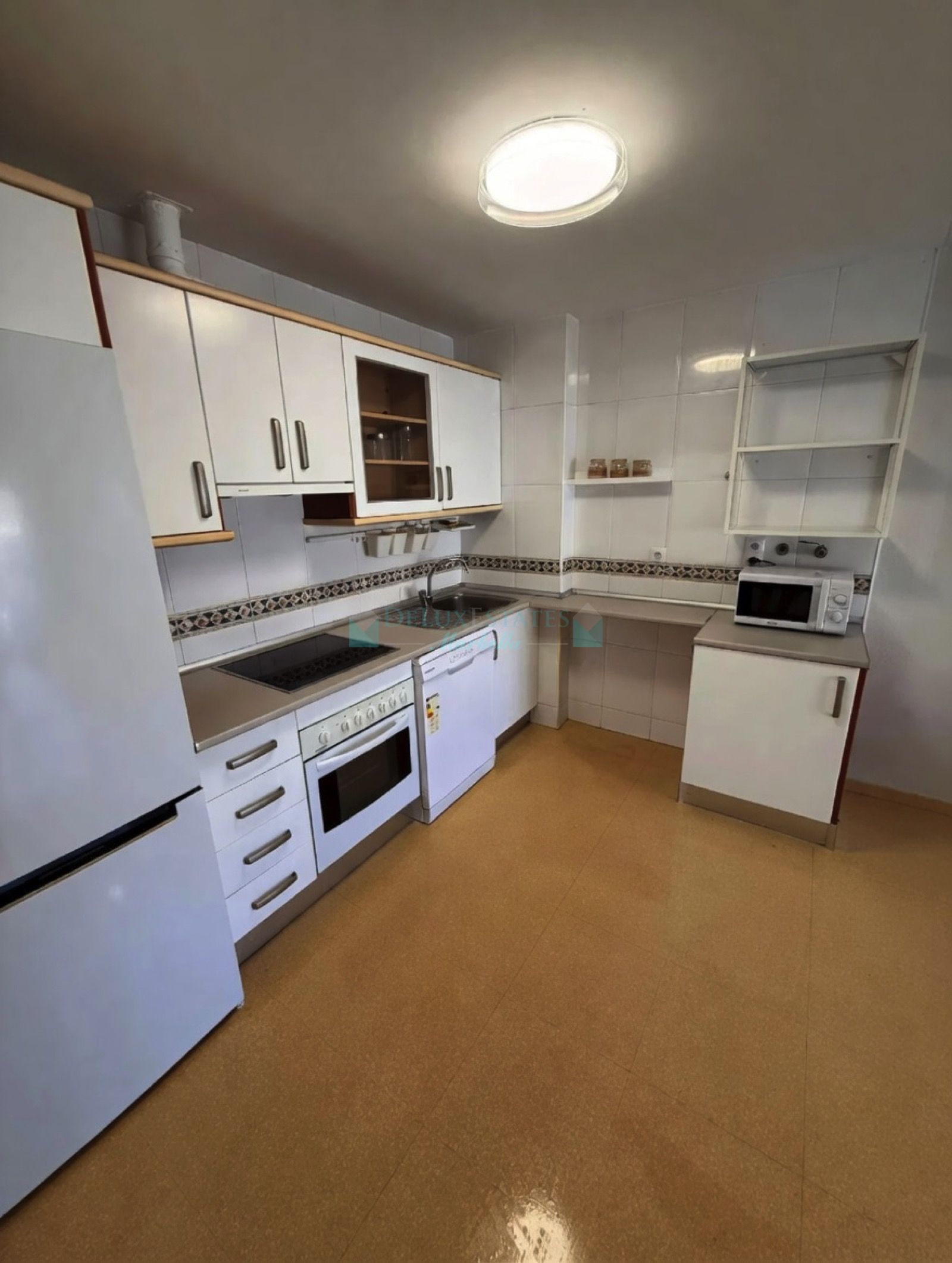 Apartment for sale in Sabinillas, Manilva